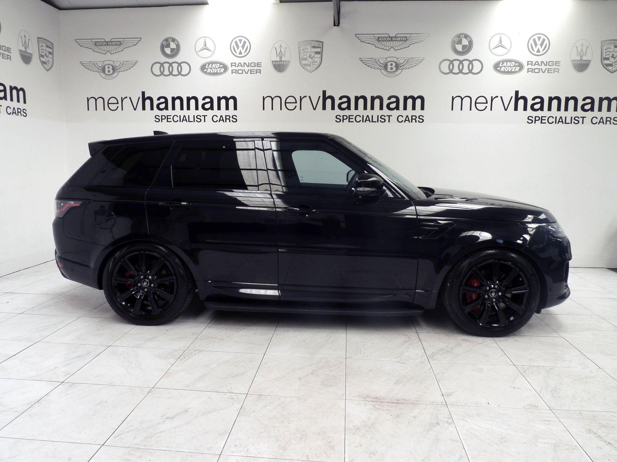 Land Rover Range Rover Sport 2.0 P400e  HSE Dynamic Black   <br/><br/>BLACK PACK + PAN ROOF + STEPS