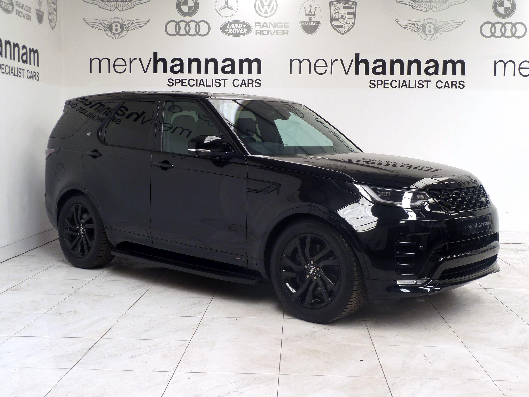Land Rover Discovery 2.0 P300 R-Dynamic S   <br/><br/>BLACK PACK + SIDE STEPS