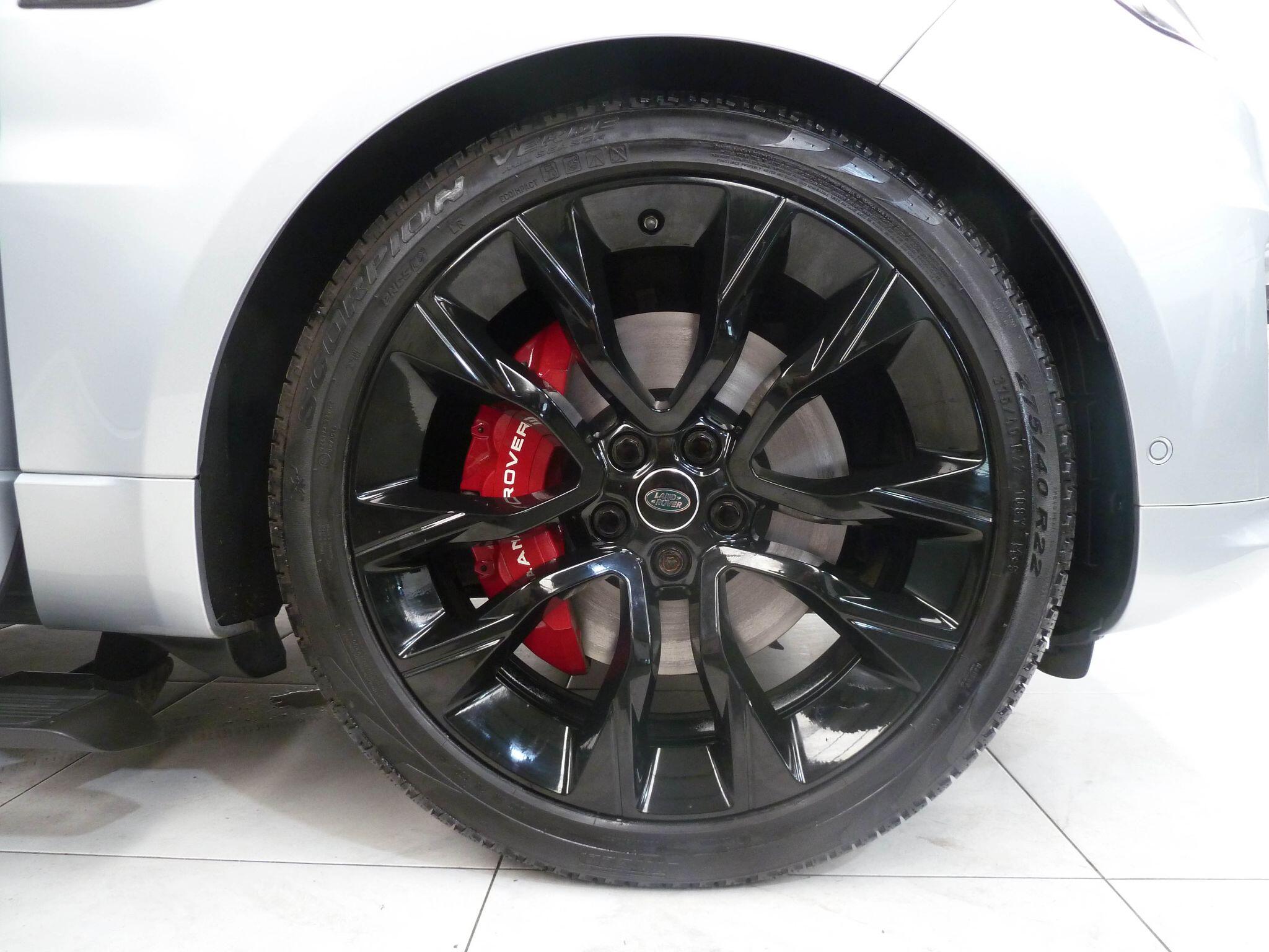 Land Rover Range Rover Sport 3.0 P400  HST SUV  Petrol   (400 ps)<br/><br/>CARBON PACK + PAN ROOF + STEPS