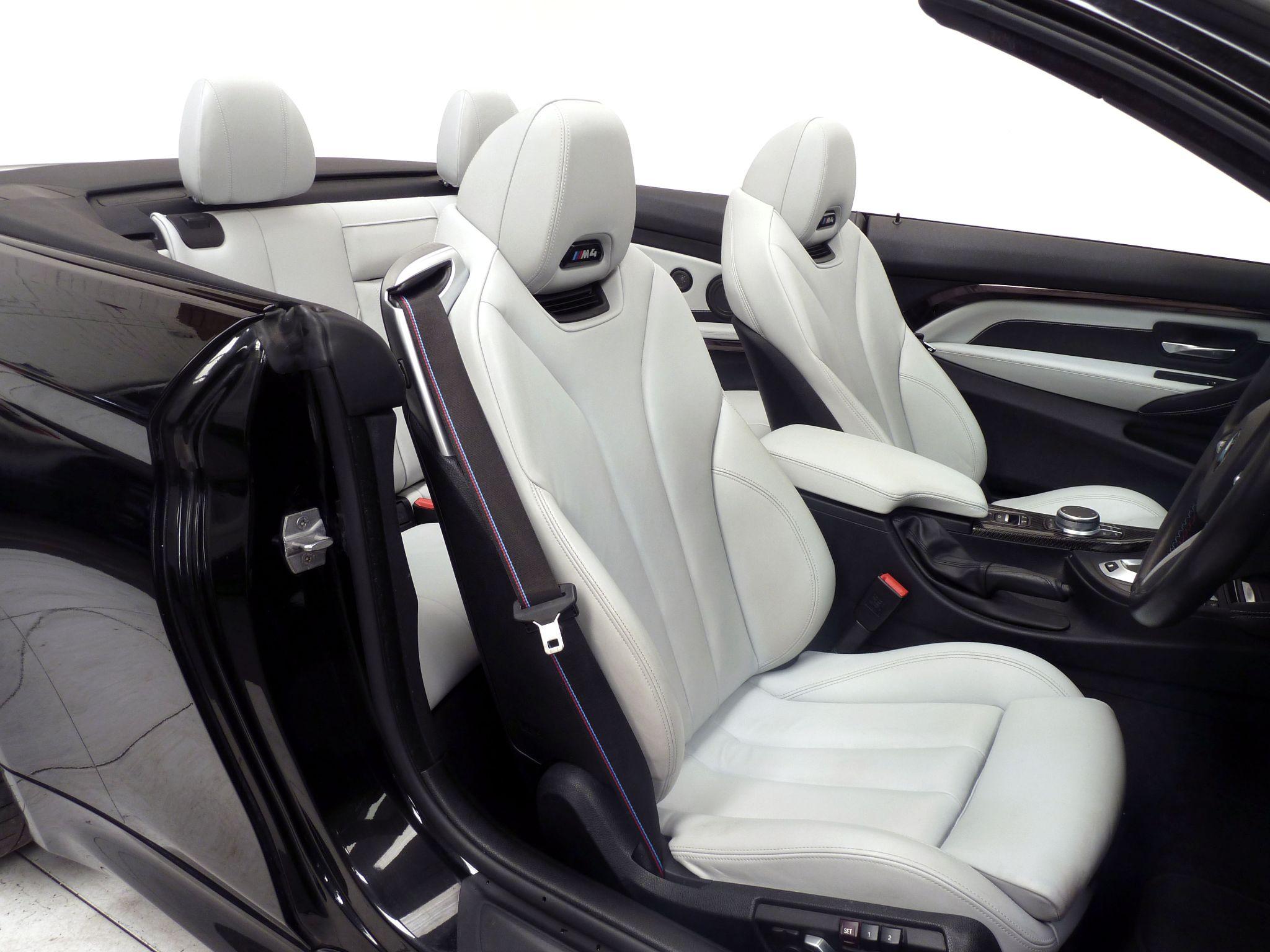 BMW M4 3.0 BiTurbo Competition DCT   <br/><br/>HUD + HK + REVERSE CAM
