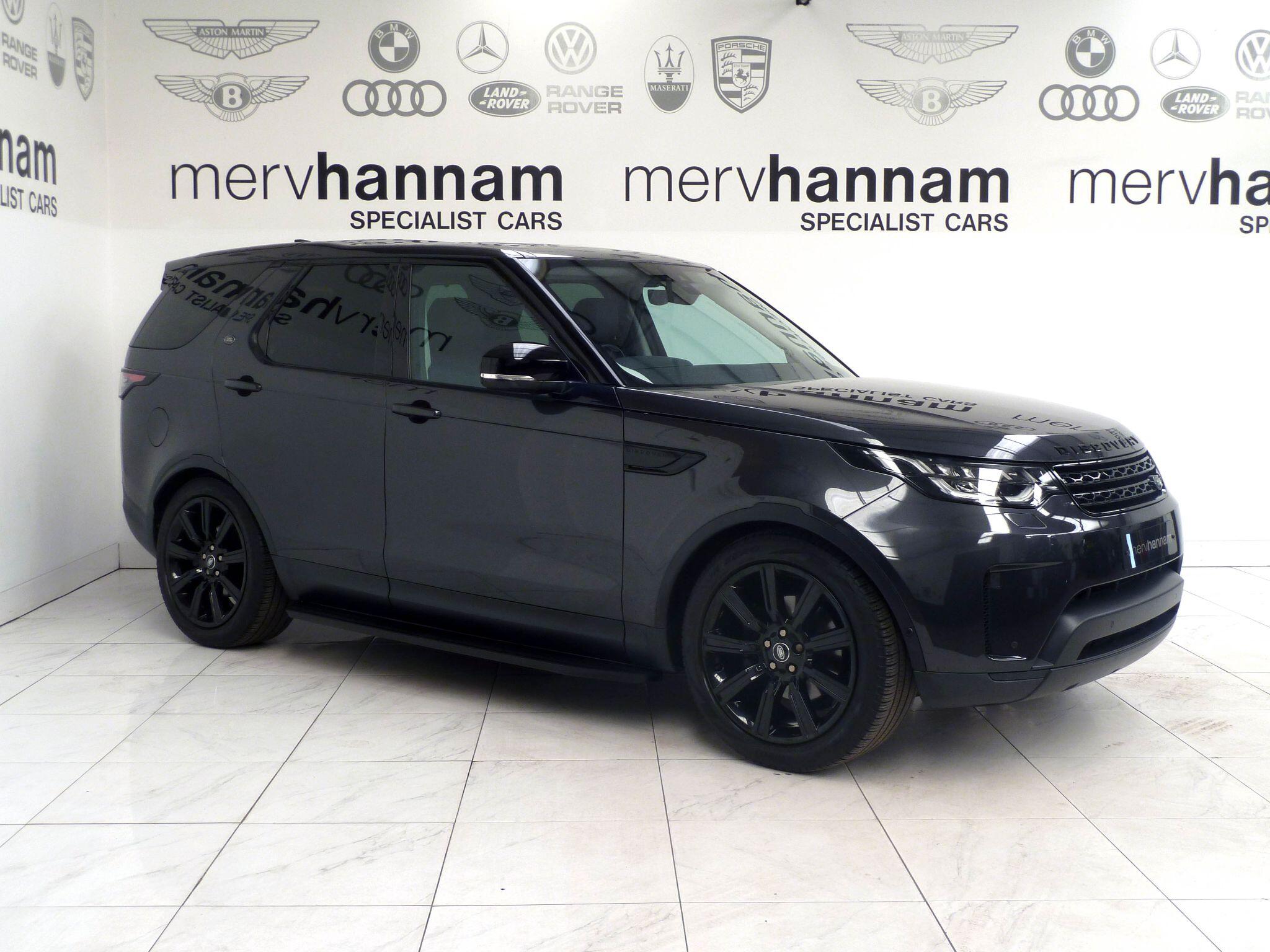Land Rover Discovery 2.0 Si4 SE GPF SUV  Petrol   (300 ps)<br/><br/>BLACK EXTERIOR PACK + STEPS