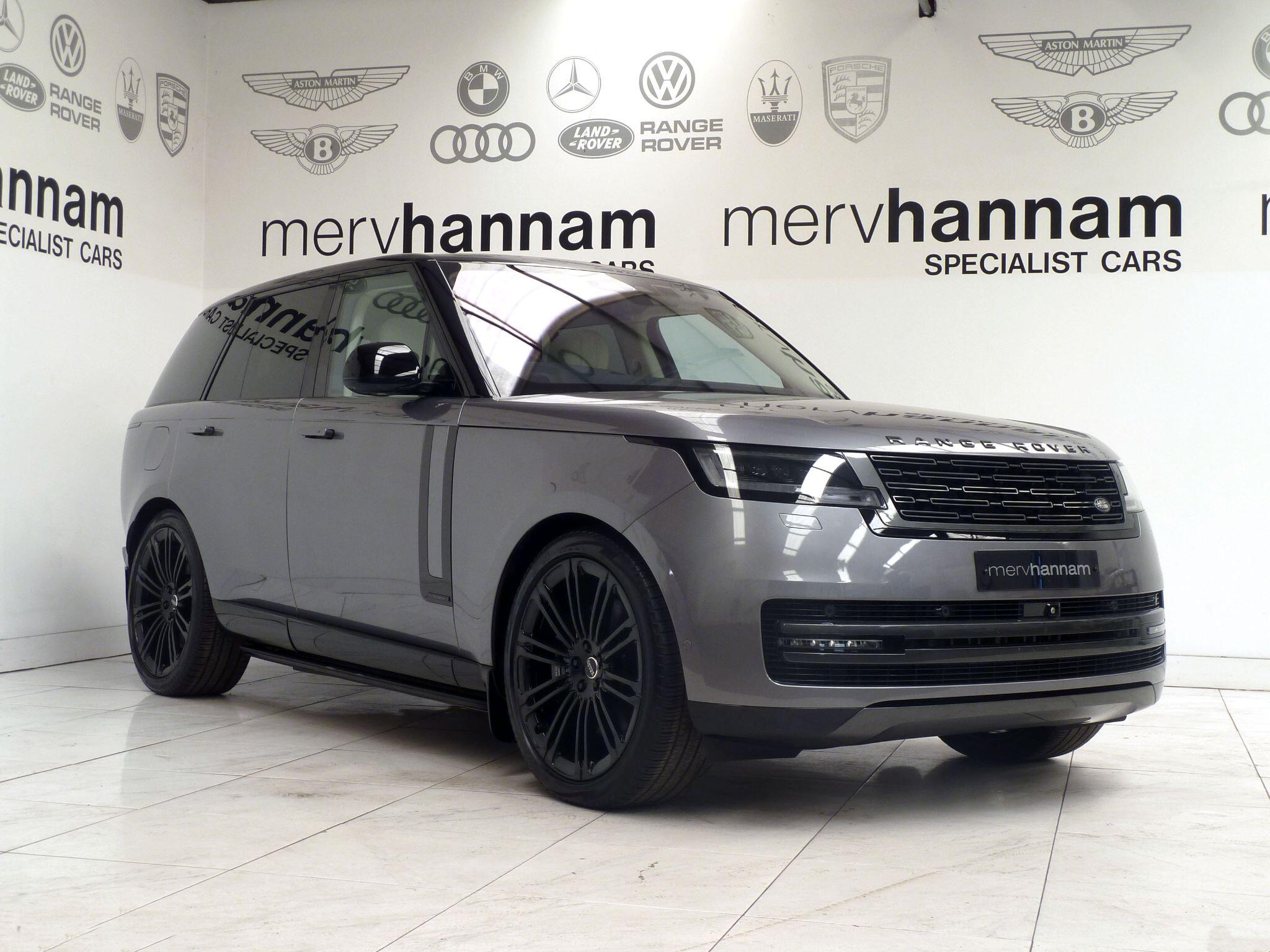 Land Rover Range Rover 3.0 P440e 38.2kWh Autobiography   <br/><br/>OPEN PAN ROOF + ELECTRIC STEPS