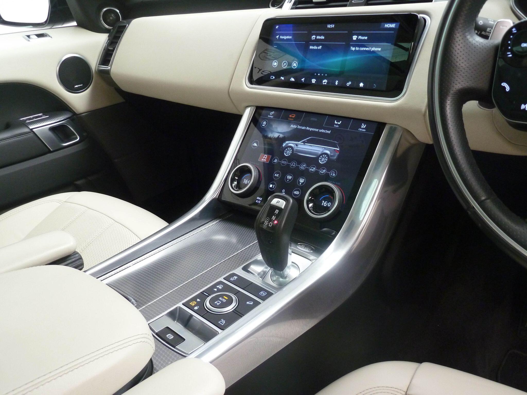 Land Rover Range Rover Sport 2.0 P400e  HSE Dynamic SUV  Petrol Plug-in Hybrid   (404 ps)<br/><br/>PAN ROOF + BLACK PACK + STEPS