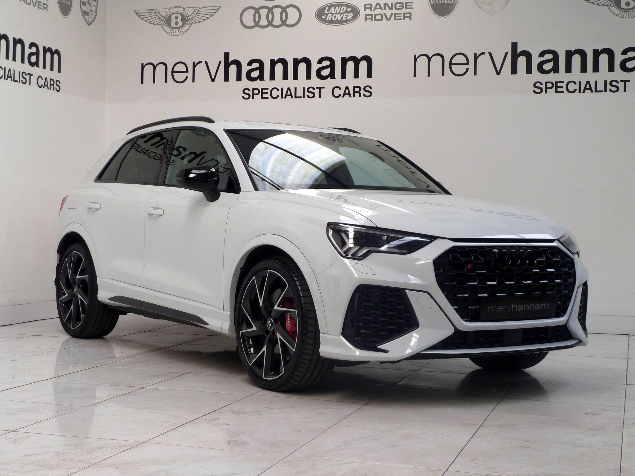 Audi RS Q3 2.5 TFSI S Tronic quattro   <br/><br/>CERAMIC BRAKES + RS SUSPENSION