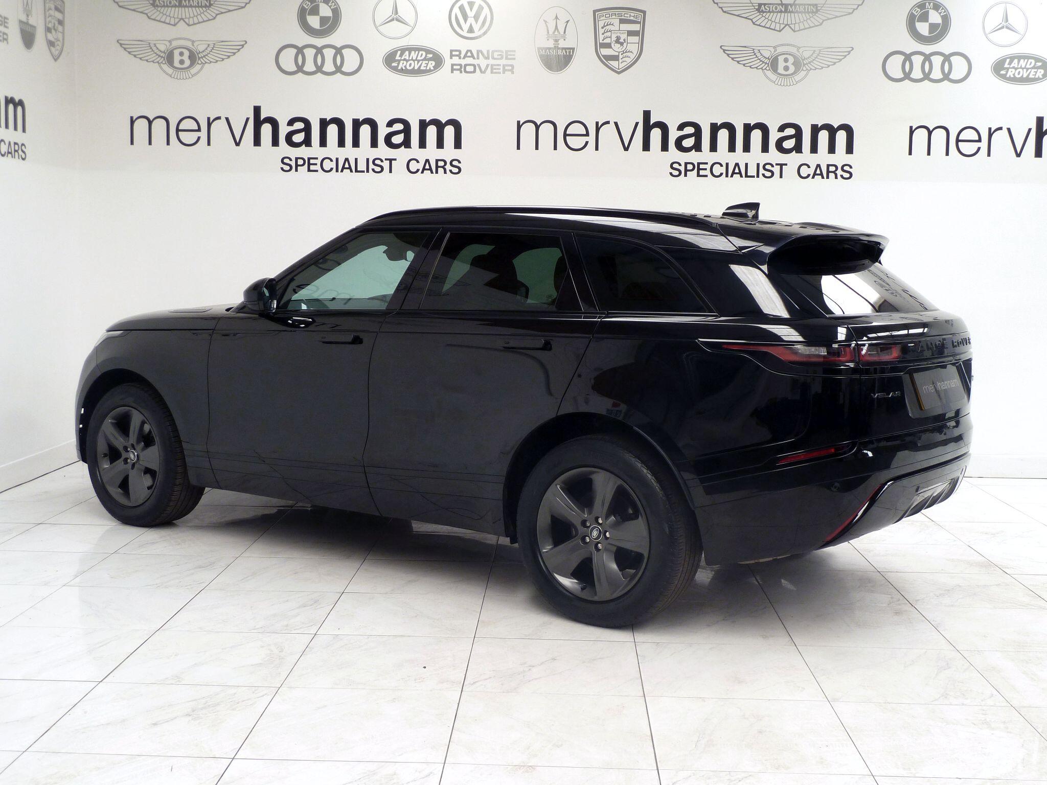 Land Rover Range Rover Velar 2.0 D200  R-Dynamic S   <br/><br/>BLACK EXTERIOR PACKAGE