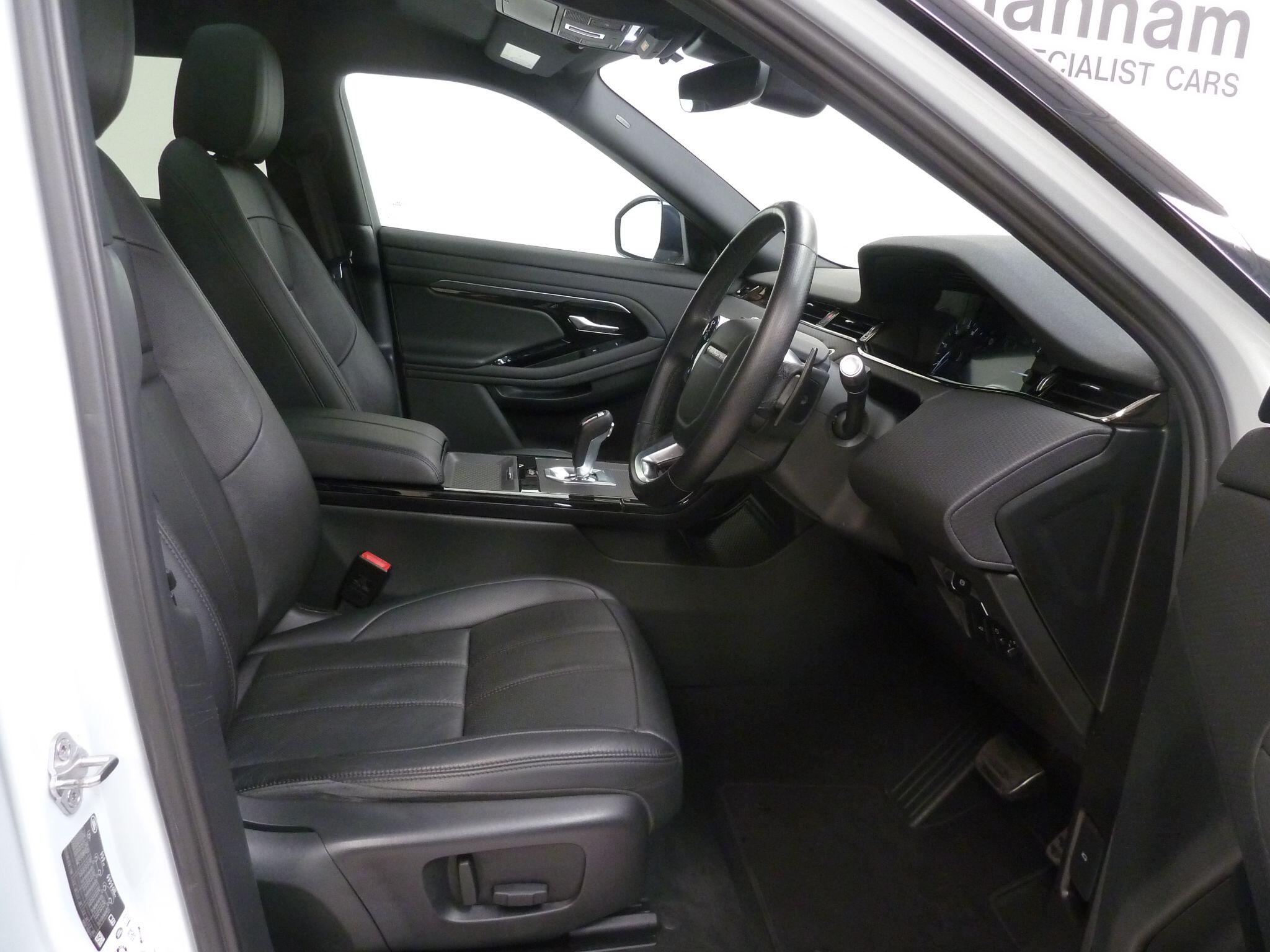 Land Rover Range Rover Evoque 2.0 D180  R-Dynamic S   <br/><br/>PAN ROOF + BLACK PACK