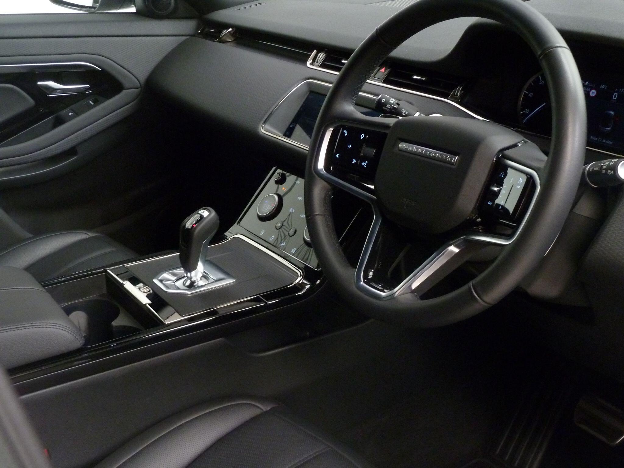 Land Rover Range Rover Evoque 2.0 D200  R-Dynamic S   <br/><br/>BLACK EXTERIOR DESIGN PACK