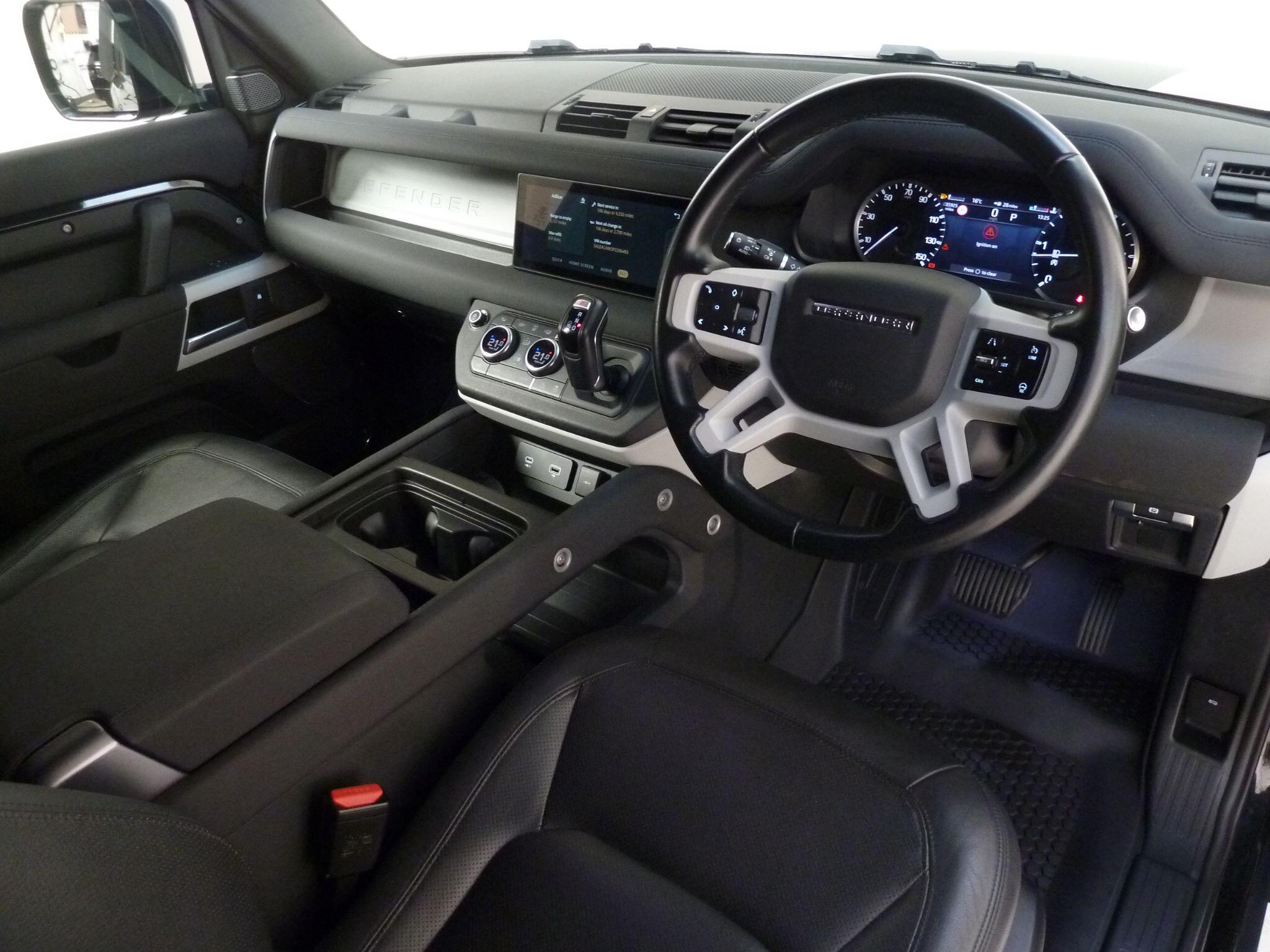 Land Rover Defender 90 3.0 D250  SE Hard Top SUV SWB   <br/><br/>EXPLORER PACK 39990 +VAT