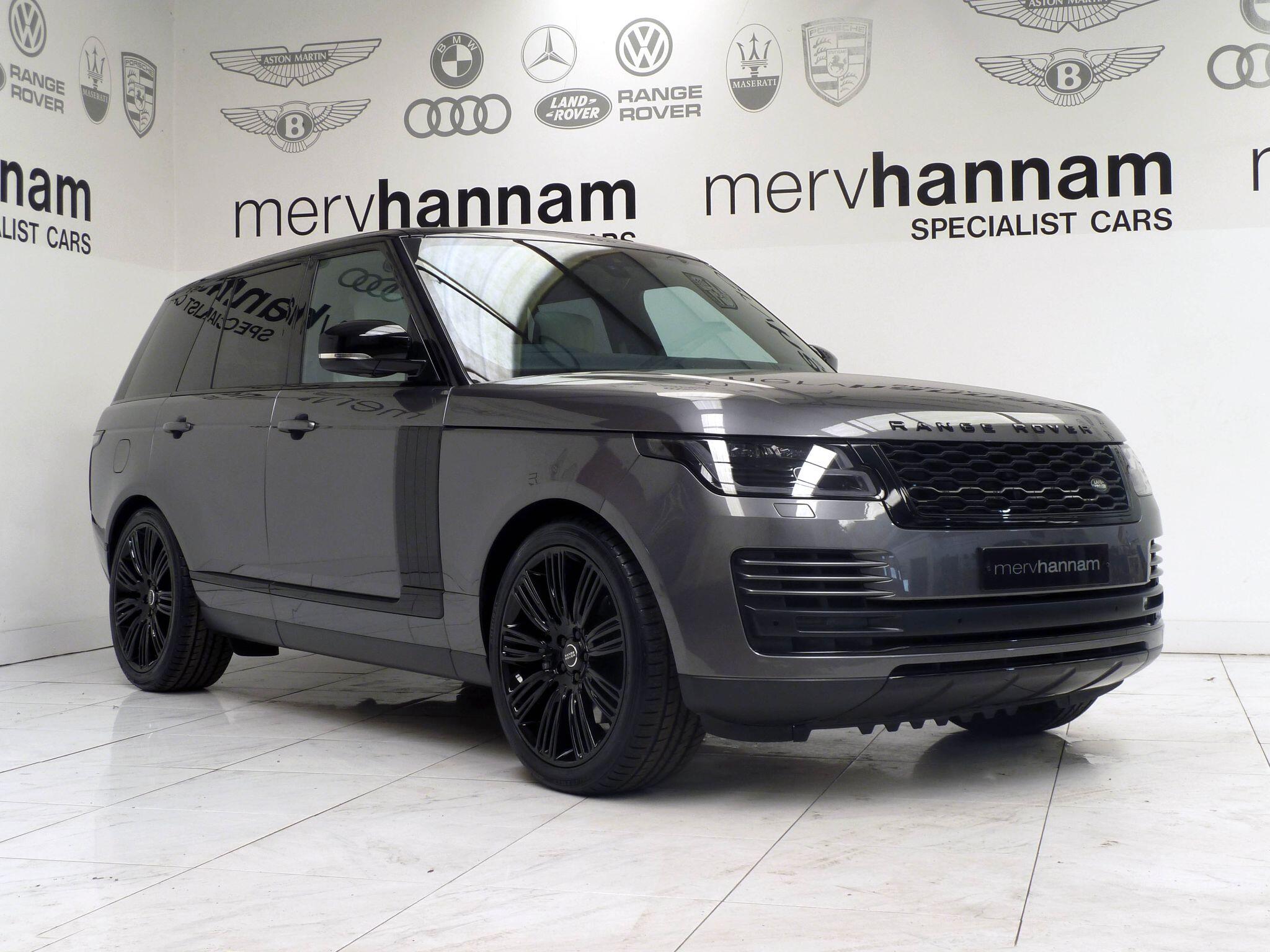 Land Rover Range Rover 3.0 SD V6 Vogue   <br/><br/>PAN ROOF + BLACK PACK + TV