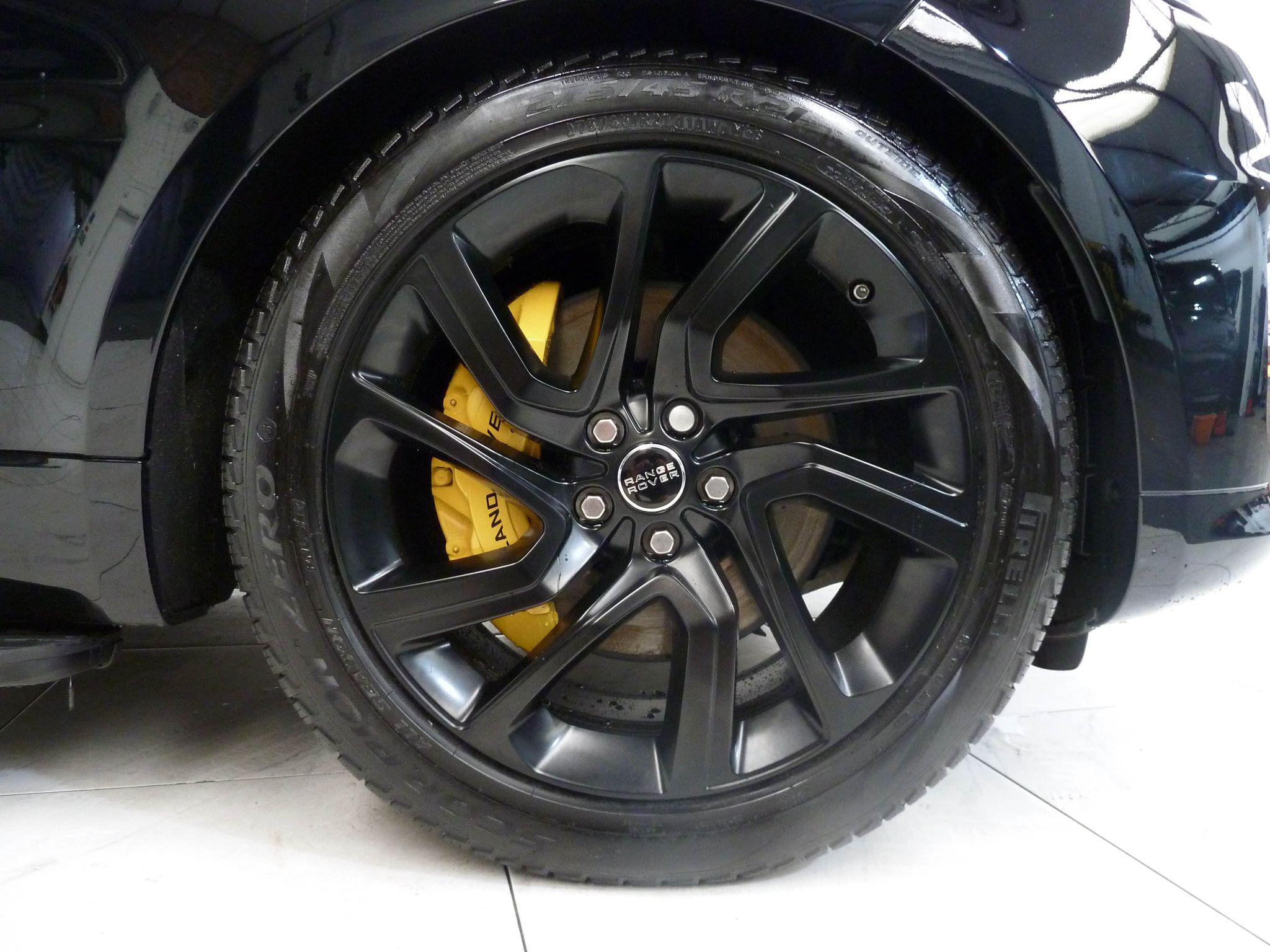 Land Rover Range Rover Sport 2.0 P400e  HSE Dynamic   <br/><br/>PAN ROOF + BLACK PACK + STEPS