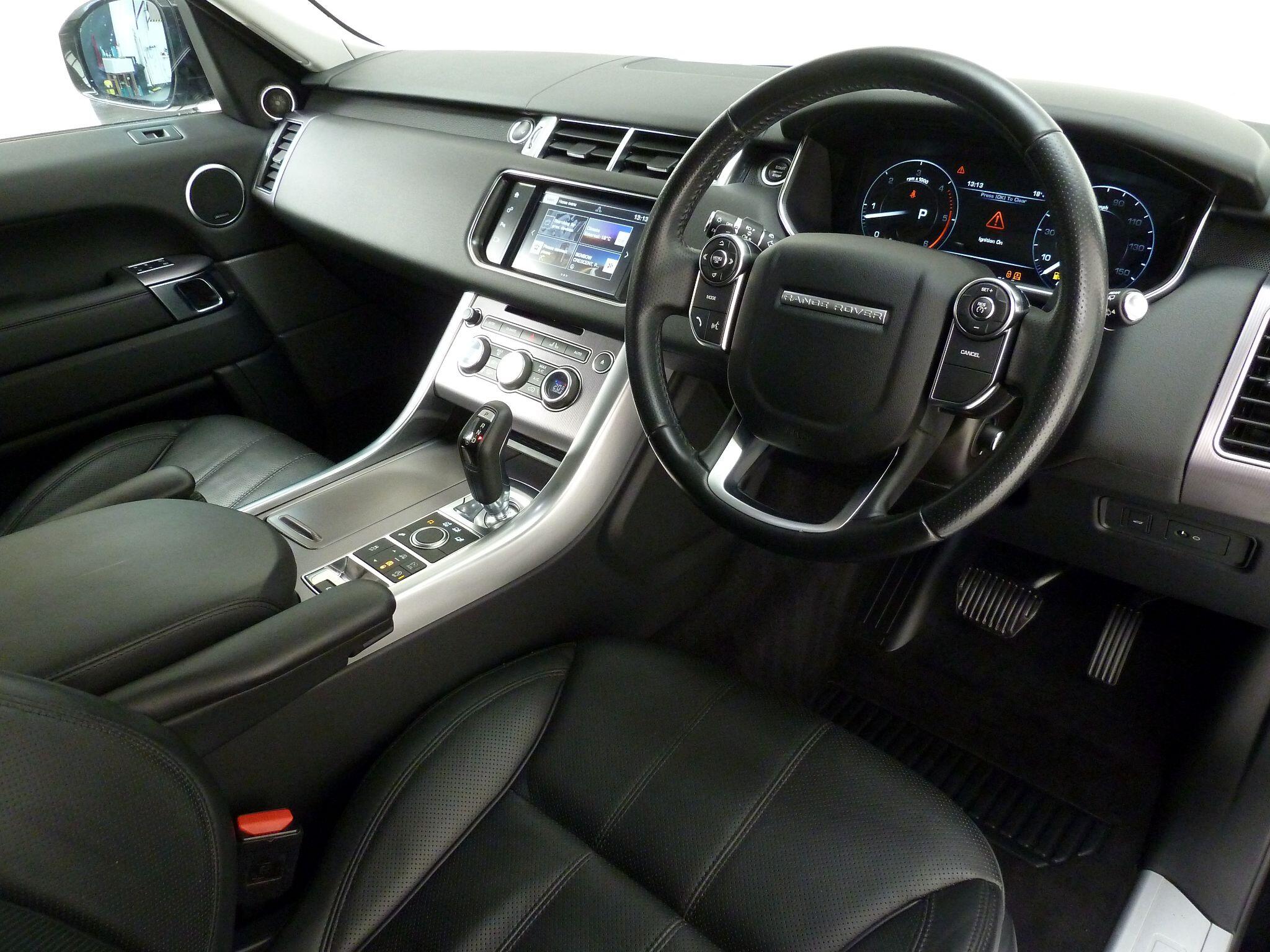 Land Rover Range Rover Sport 3.0 SD V6 HSE SUV  Diesel   (292 ps)<br/><br/>AUTOBIOGRAPHY DESIGN PACKAGE