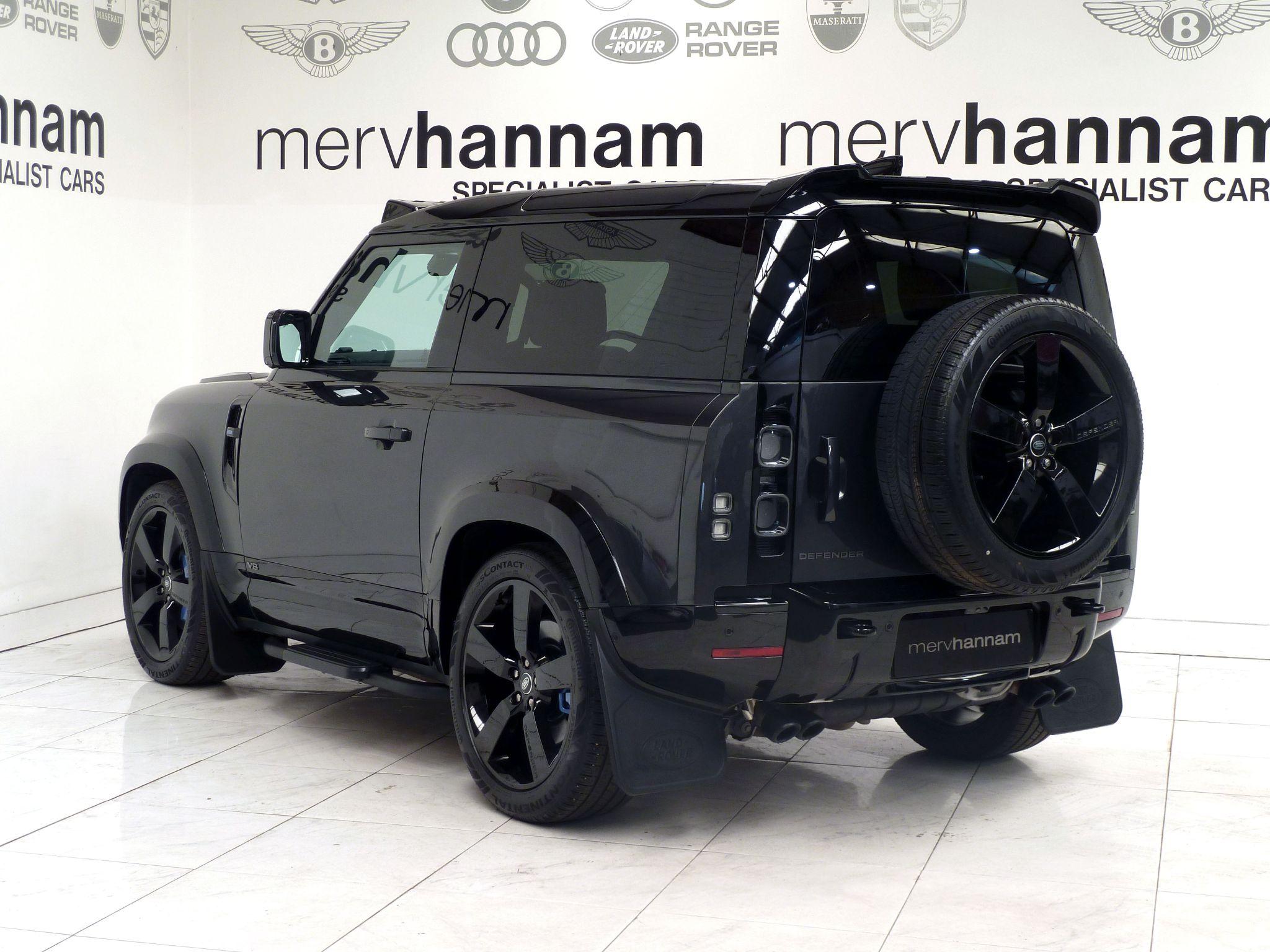 Land Rover Defender 90 5.0 P525 V8   <br/><br/>WIDETRACK +ROOF LIGHTS  +STEPS