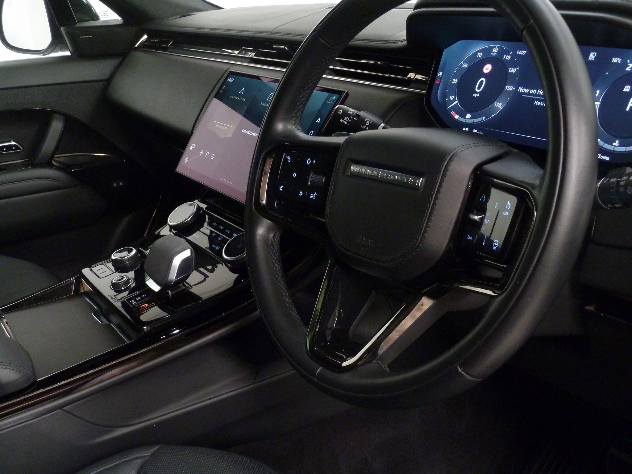 Land Rover Range Rover Sport 3.0 D350  Autobiography   <br/><br/>PAN ROOF + BLACK PACK + STEPS