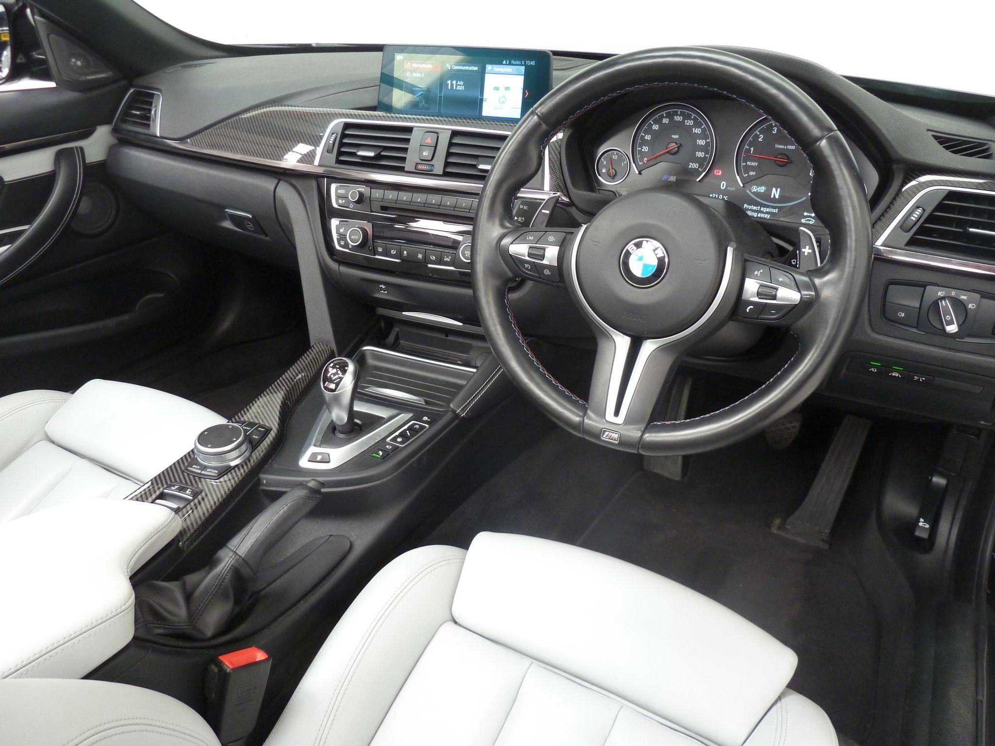BMW M4 3.0 BiTurbo Competition DCT   <br/><br/>HUD + HK + REVERSE CAM