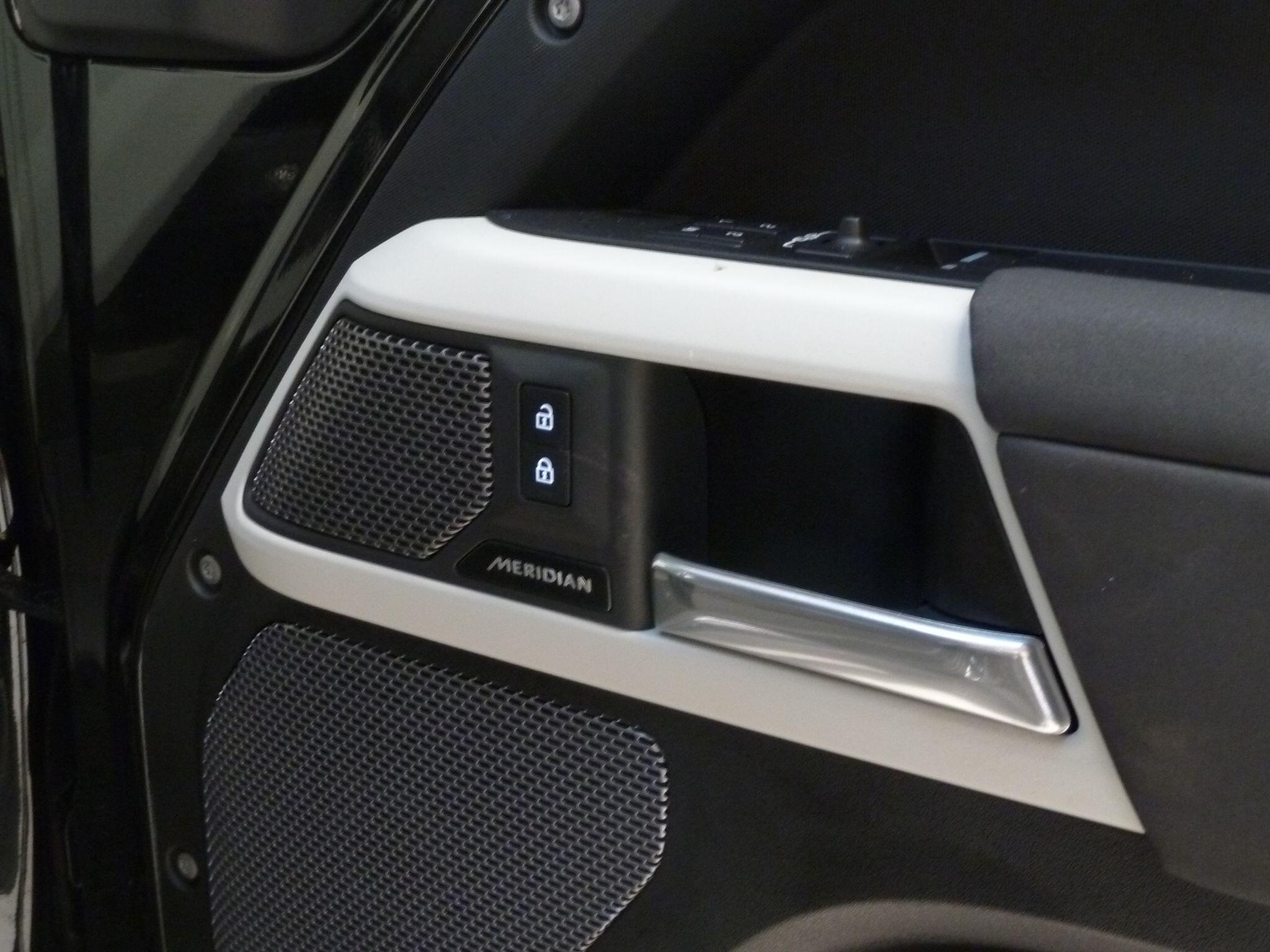 Land Rover Defender 90 3.0 D250  SE Hard Top SUV SWB   <br/><br/>EXPLORER PACK 39990 +VAT