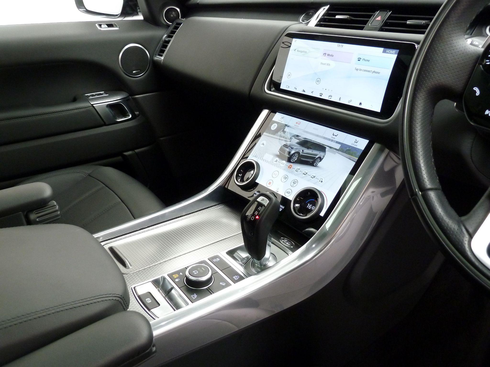 Land Rover Range Rover Sport 2.0 P400e  HSE Dynamic   <br/><br/>PAN ROOF + BLACK PACK + STEPS