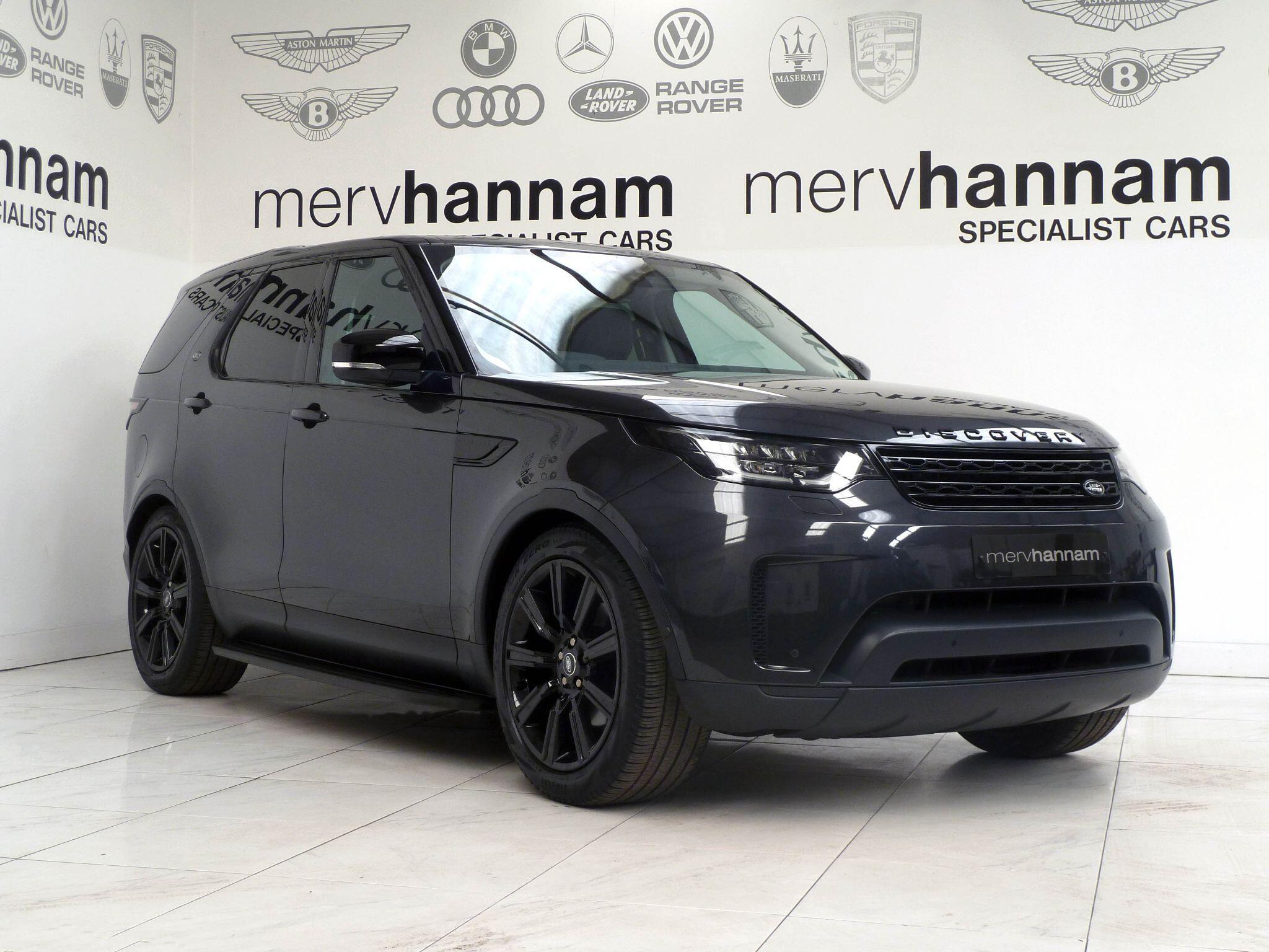 Land Rover Discovery 2.0 Si4 SE GPF SUV  Petrol   (300 ps)<br/><br/>BLACK EXTERIOR PACK + STEPS
