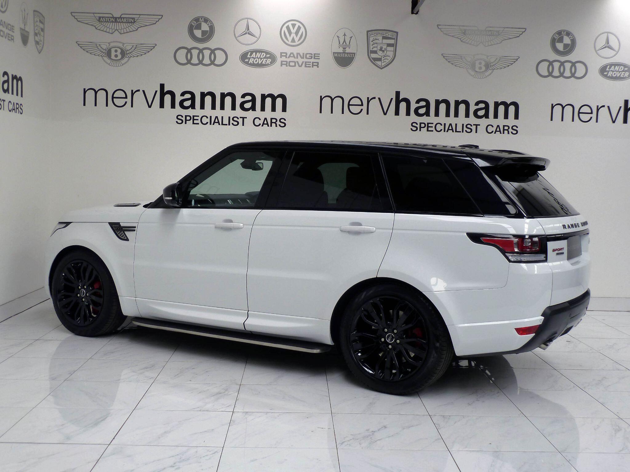 Land Rover Range Rover Sport 3.0 SD V6 HSE   <br/><br/>AUTOBIOGRAPHY DESIGN PACK