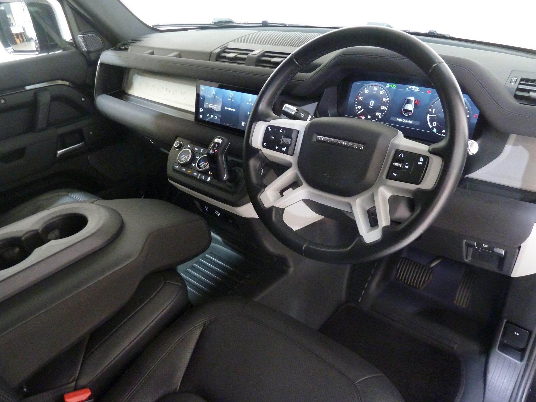 Land Rover Defender 110 3.0 D250  S SUV  Diesel   (250 ps)<br/><br/>HAWKE BLACK EDITION + 6 SEATS