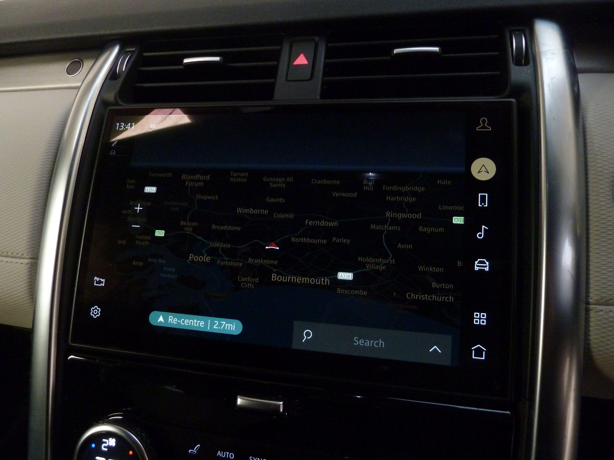 Land Rover Discovery 3.0 D250  R-Dynamic S   <br/><br/>BLACK EXTERIOR PACKAGE