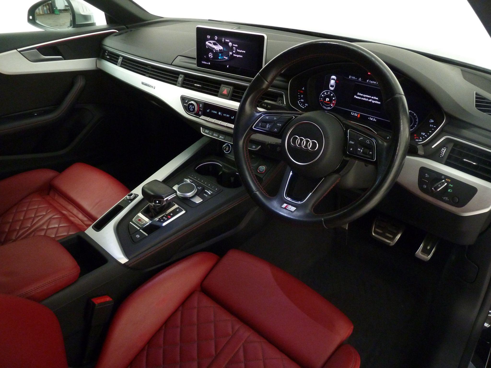 Audi S5 3.0 TFSI V6 Sportback Tiptronic quattro   <br/><br/>VIRTUAL COCKPIT+LIGHT & VISION