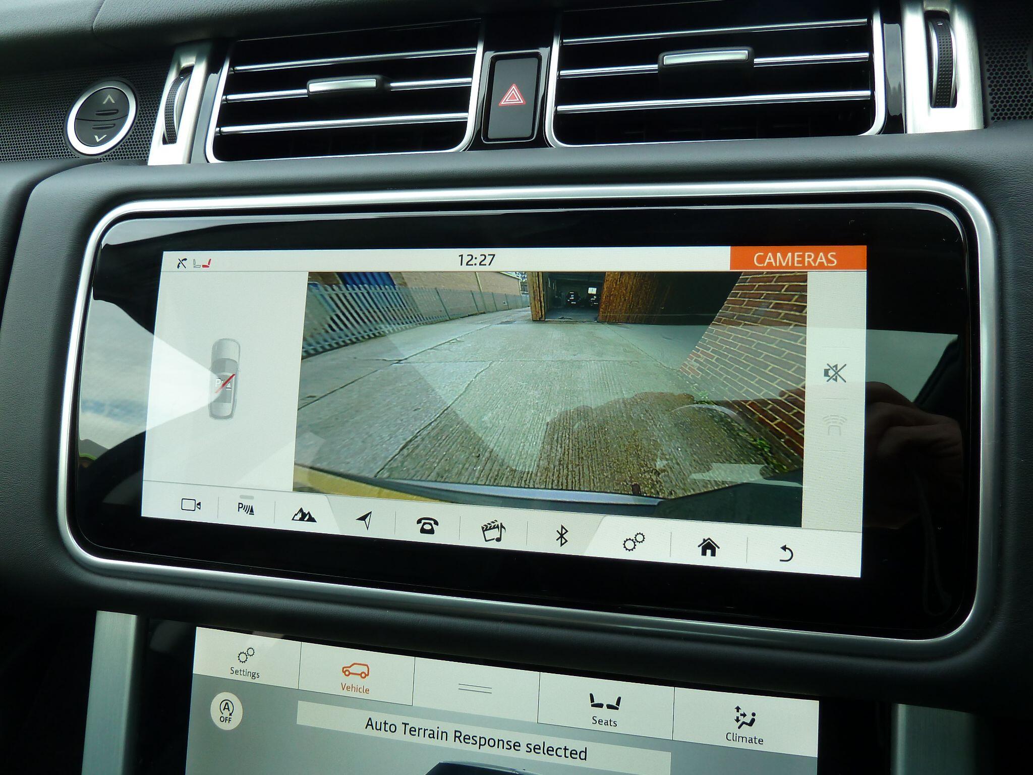 Land Rover Range Rover 3.0 SD V6 Vogue   <br/><br/>PAN ROOF + BLACK PACK + TV