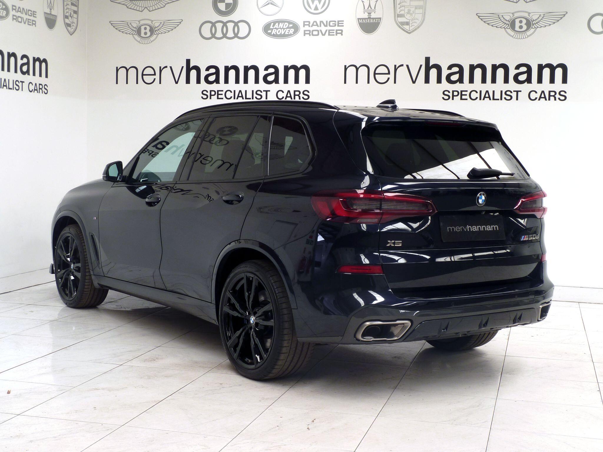 BMW X5 3.0 M50dxDrive   <br/><br/>BMW PERFORMANCE BLACK PACKAGE