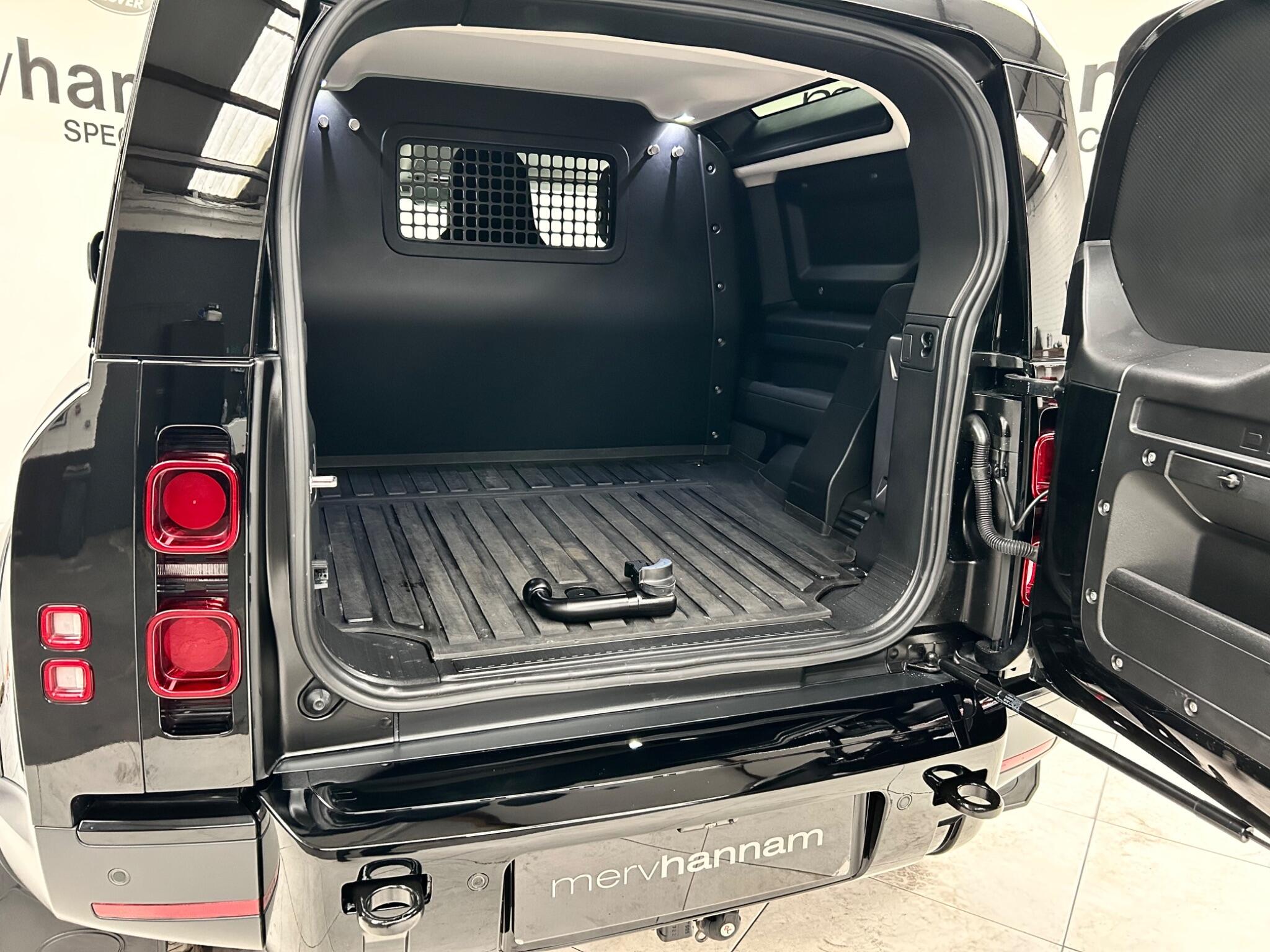 Land Rover Defender 90 3.0 D200  Hard Top SUV SWB   <br/><br/>HAWKE EDITION 37990 +VAT