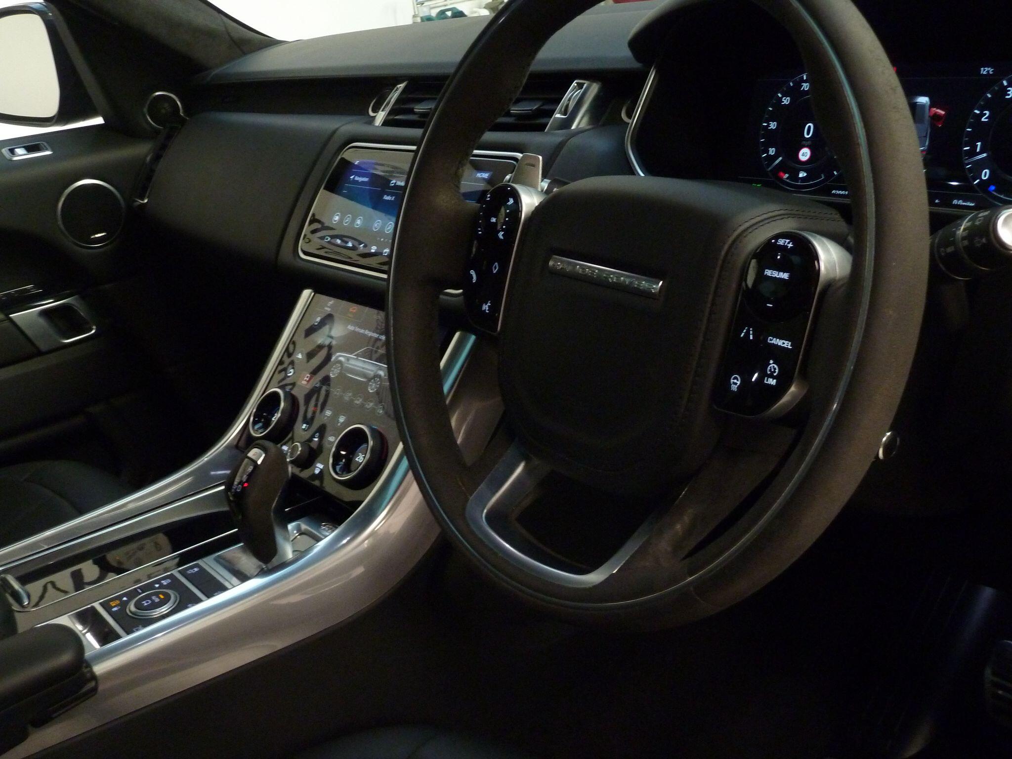 Land Rover Range Rover Sport 3.0 P400  HST   <br/><br/>PAN ROOF +CARBON PACK +400 BHP