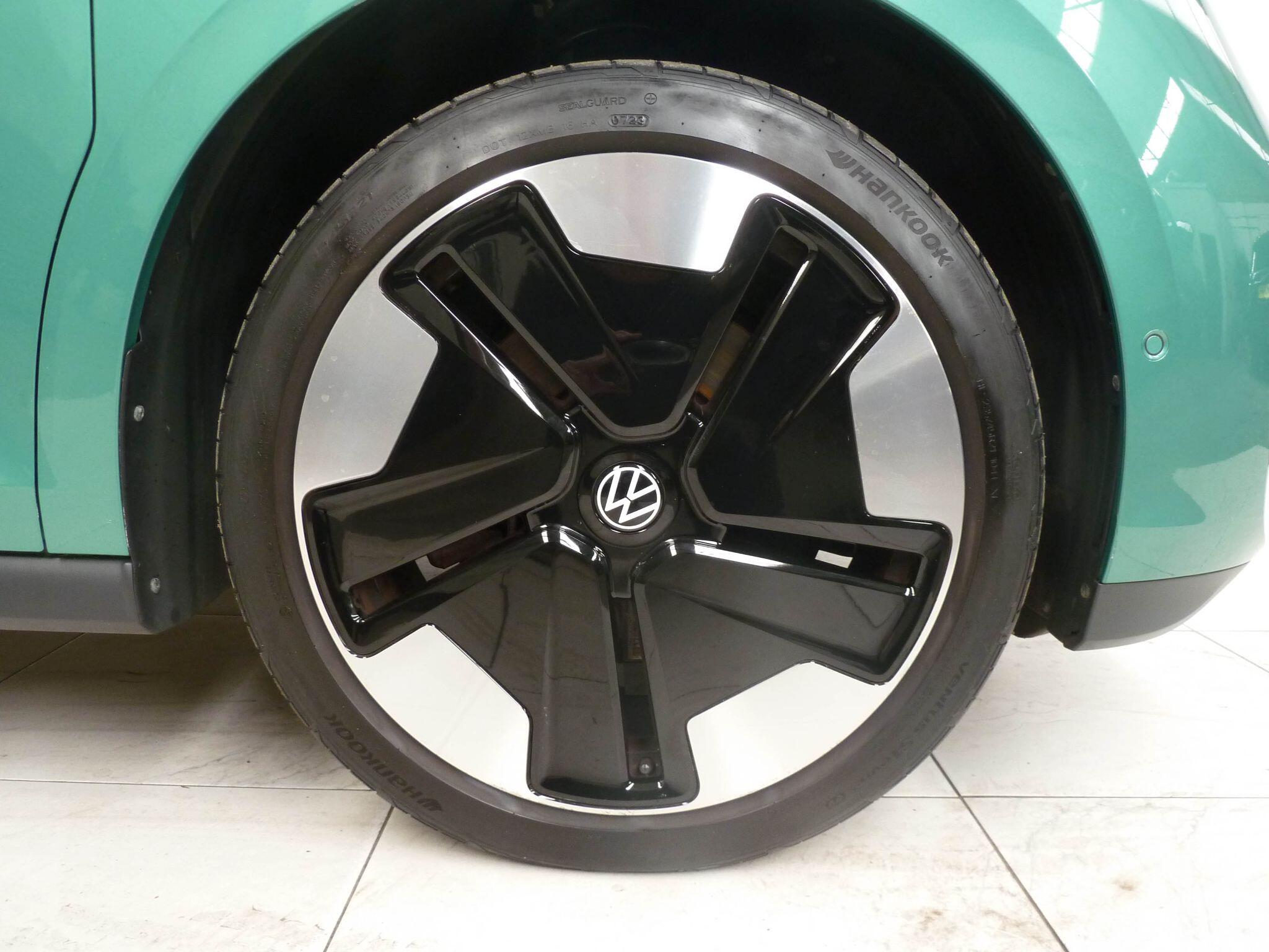 Volkswagen ID. Buzz Pro 77kWh 1ST Edition<br/><br/>MASSAGE SEATS + INFO PACK PLUS