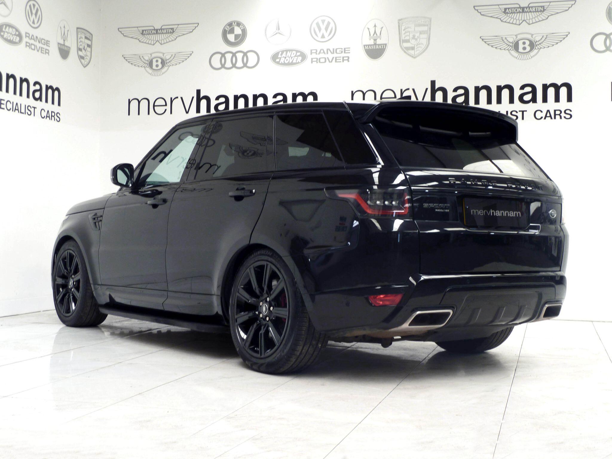 Land Rover Range Rover Sport 2.0 P400e  HSE Dynamic Black   <br/><br/>PAN ROOF + BLACK PACK + STEPS