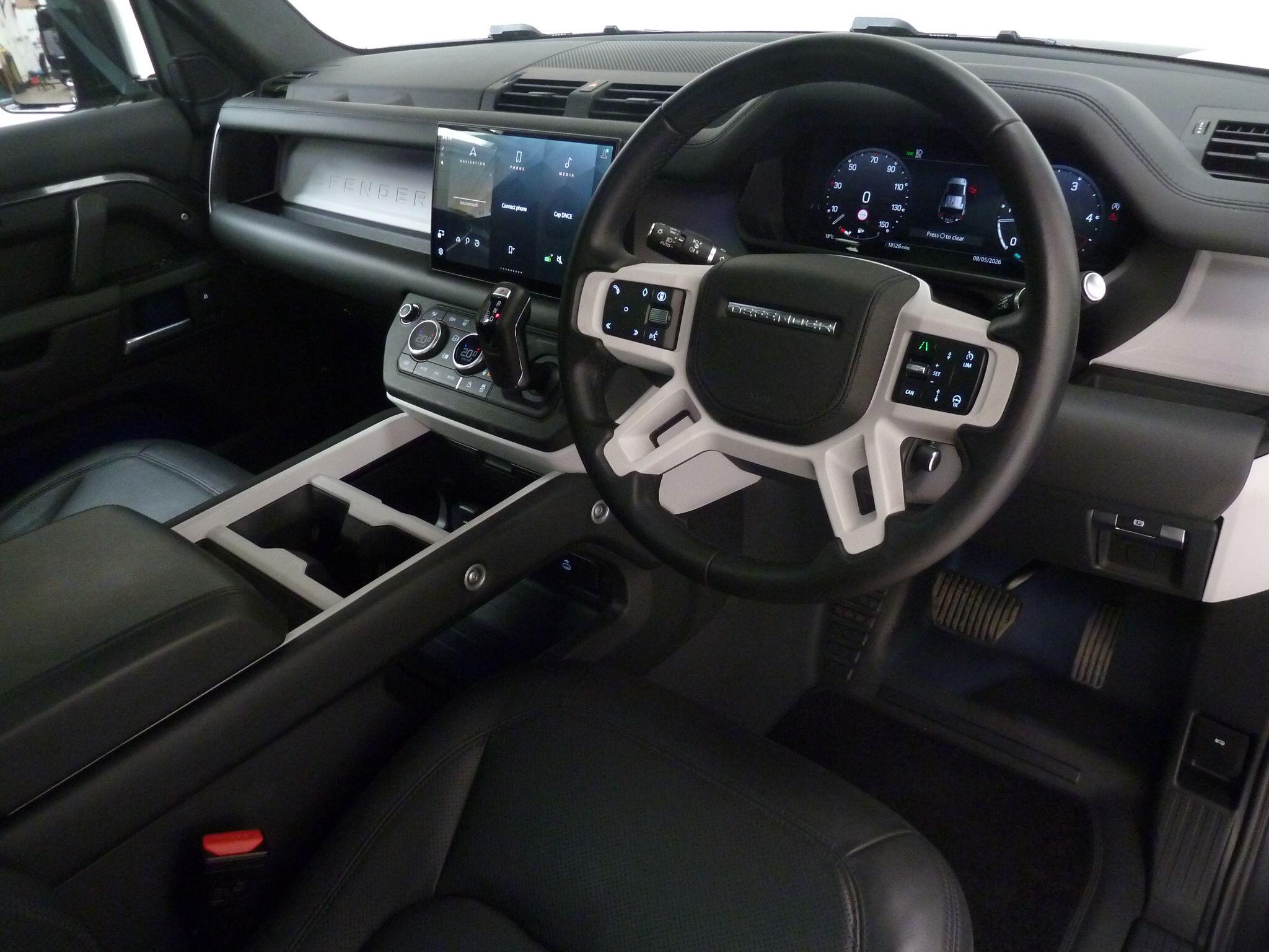 Land Rover Defender 110 3.0 D350  X-Dynamic HSE   <br/><br/>HAWKE DESIGN EDITION + 7 SEATS