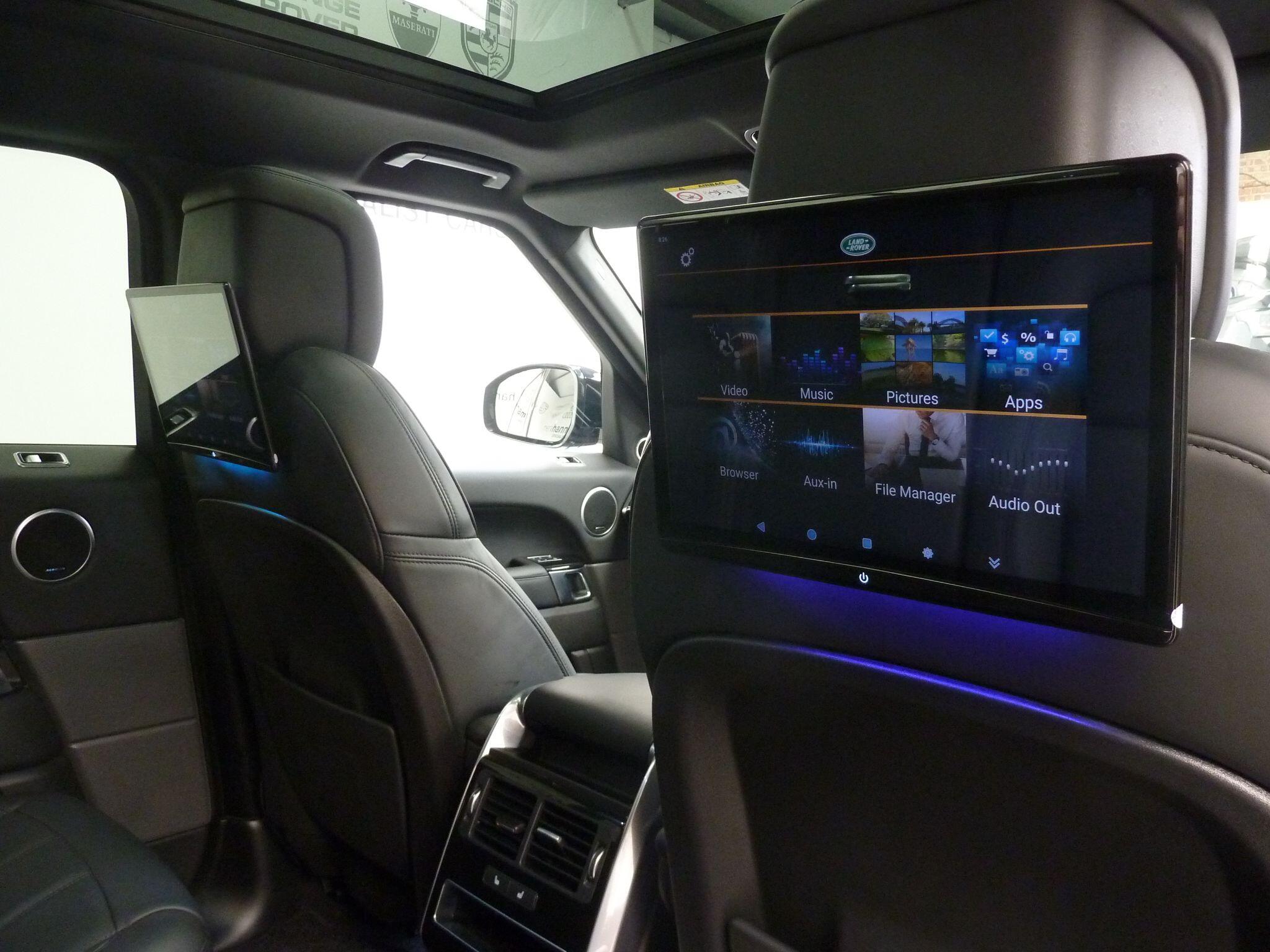 Land Rover Range Rover Sport 3.0   HSE Silver   <br/><br/>AUTOBIOGRAPHY PACK +REAR MEDIA