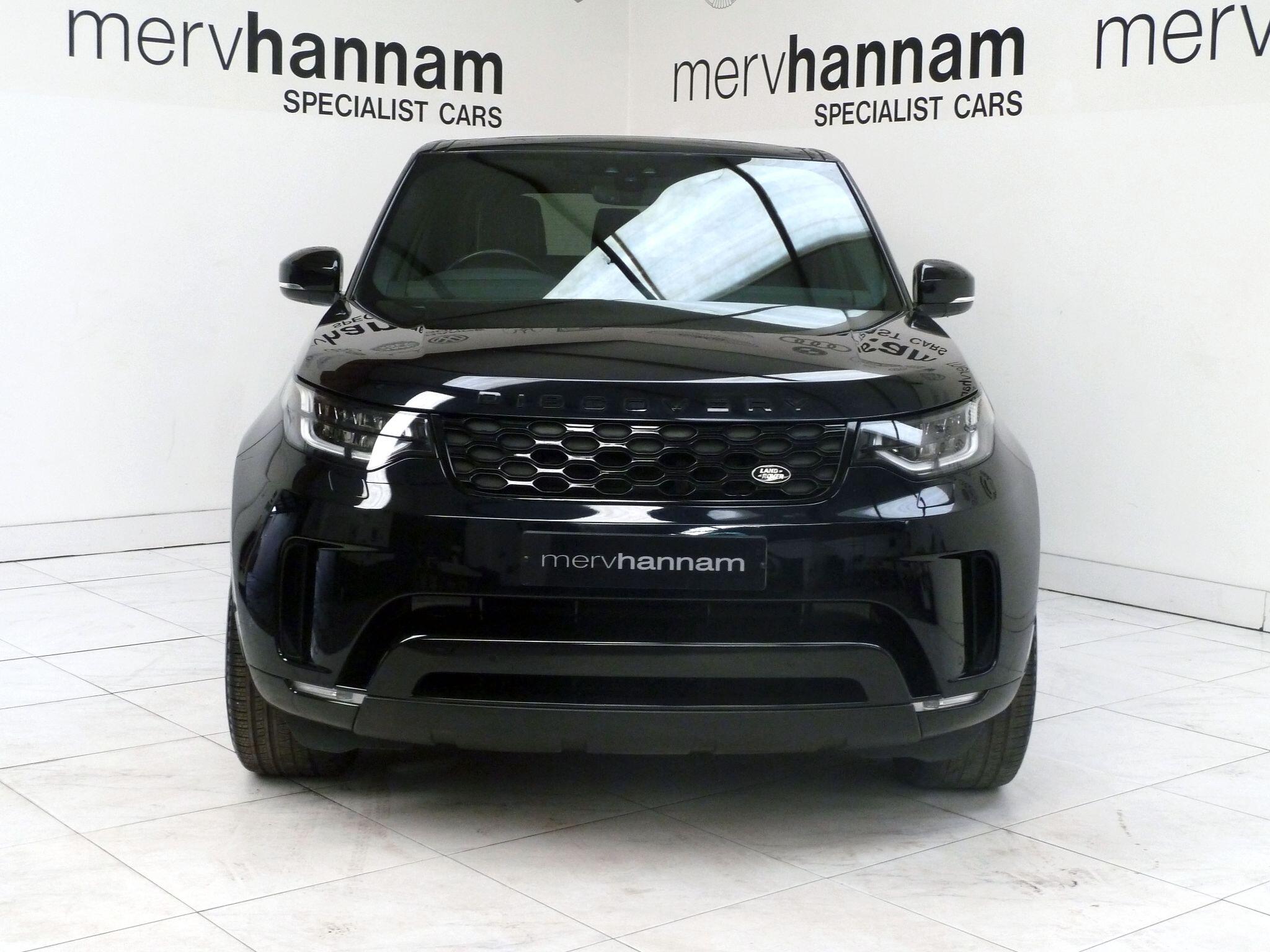 Land Rover Discovery 3.0 SD V6 HSE Luxury   <br/><br/>PAN ROOF + BLACK PACK + STEPS