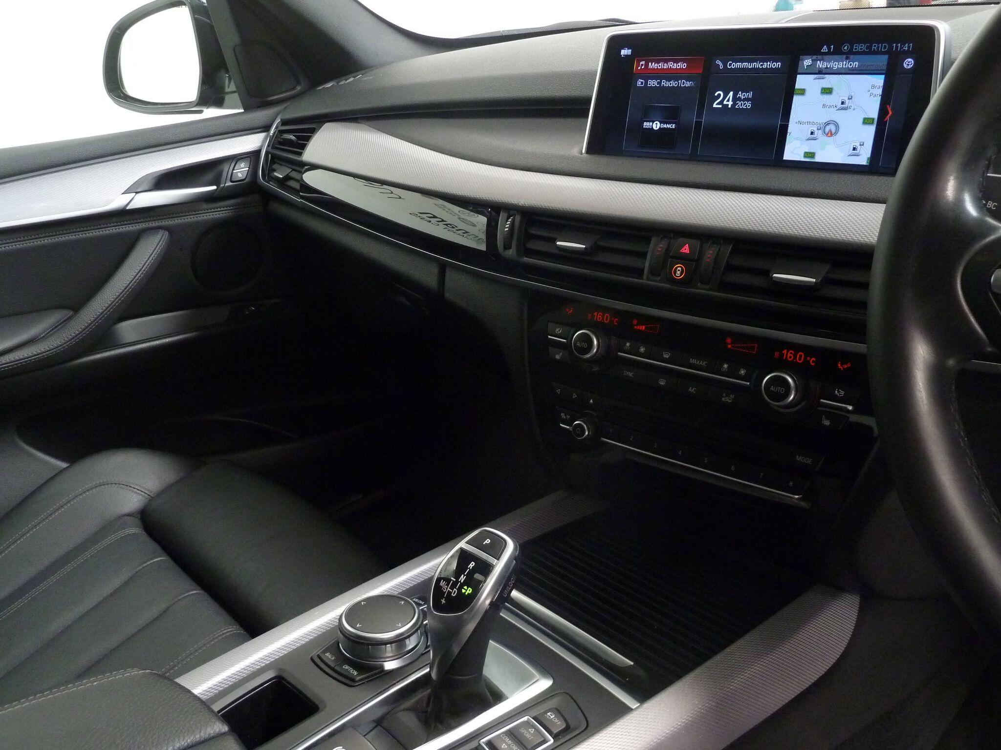 BMW X5 3.0 40d M SportxDrive   <br/><br/>BLACK PACK +PAN ROOF +7 SEATS