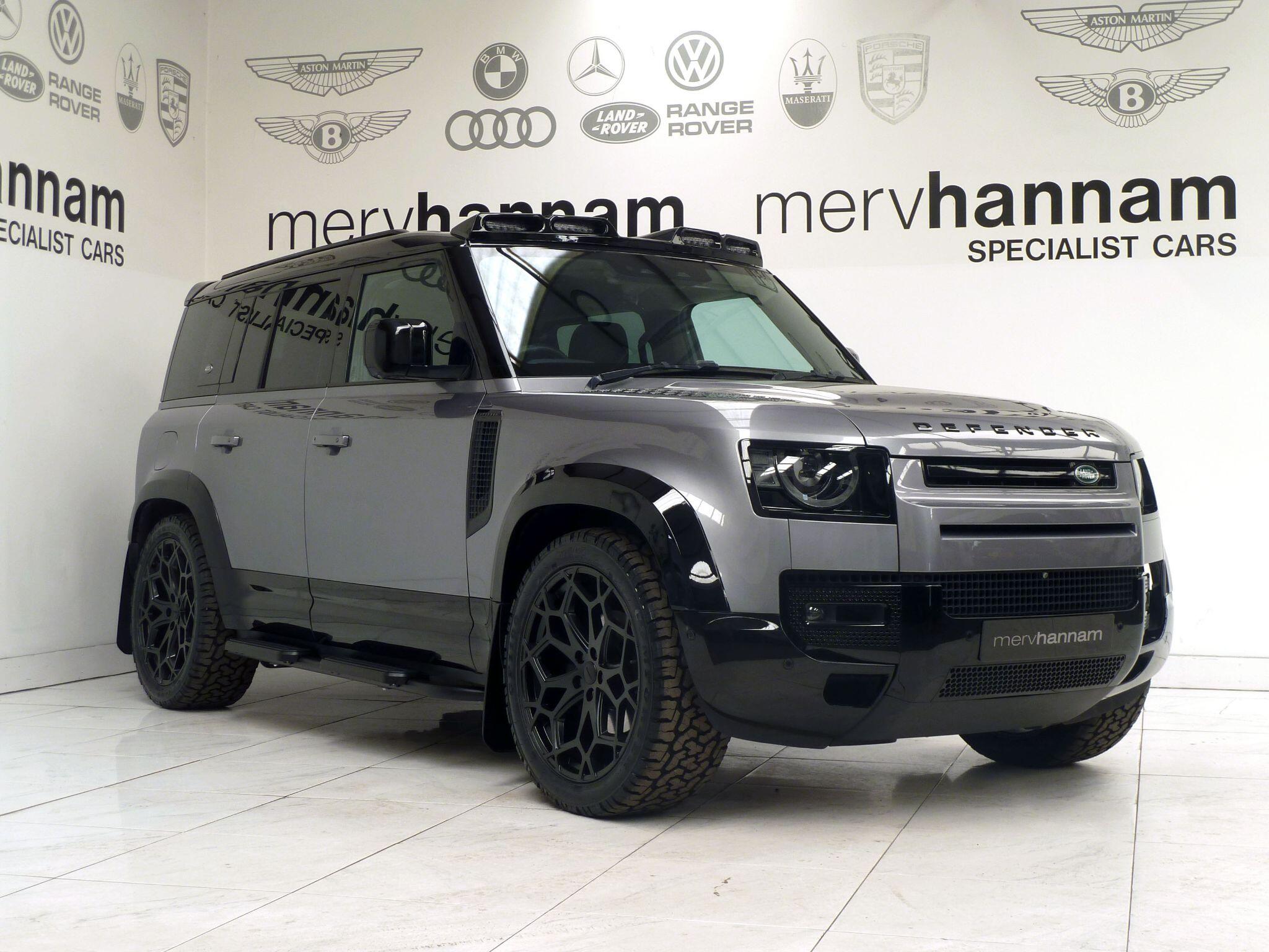Land Rover Defender 110 2.0 P300 SE   <br/><br/>HAWKE EIGER EDITION