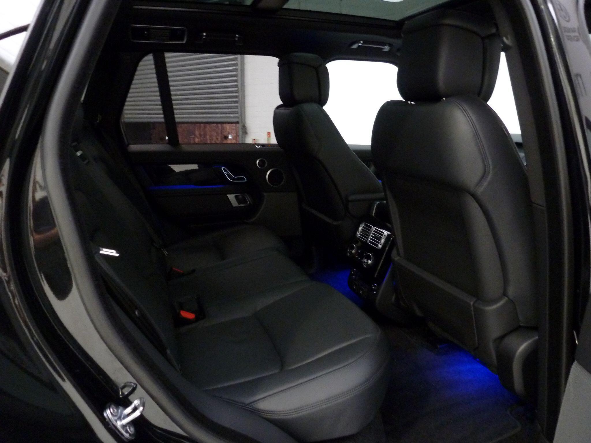 Land Rover Range Rover 3.0   Westminster Black   <br/><br/>SLIDING PAN ROOF + BLACK PACK