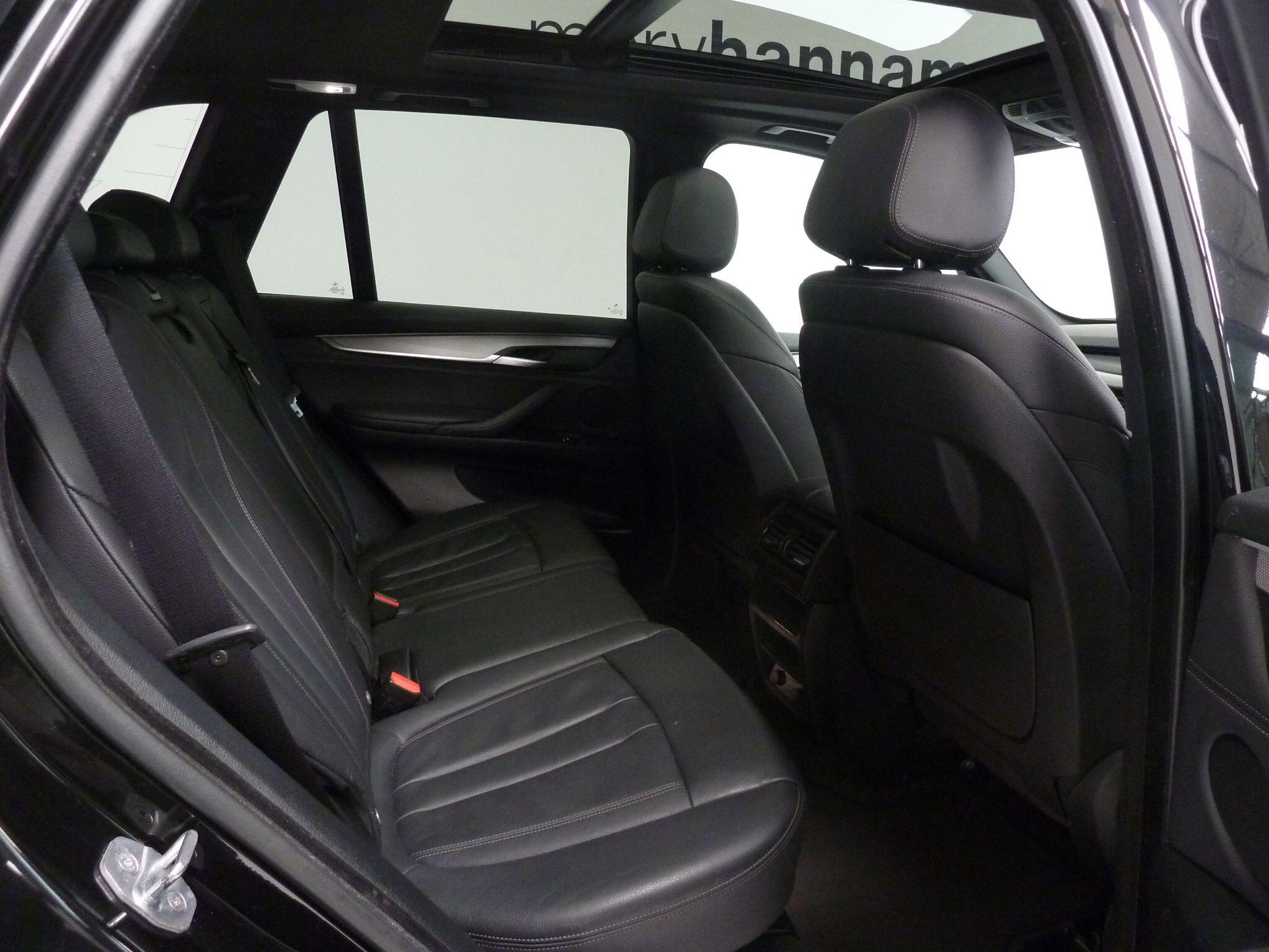 BMW X5 3.0 40d M SportxDrive   <br/><br/>BLACK PACK +PAN ROOF +7 SEATS