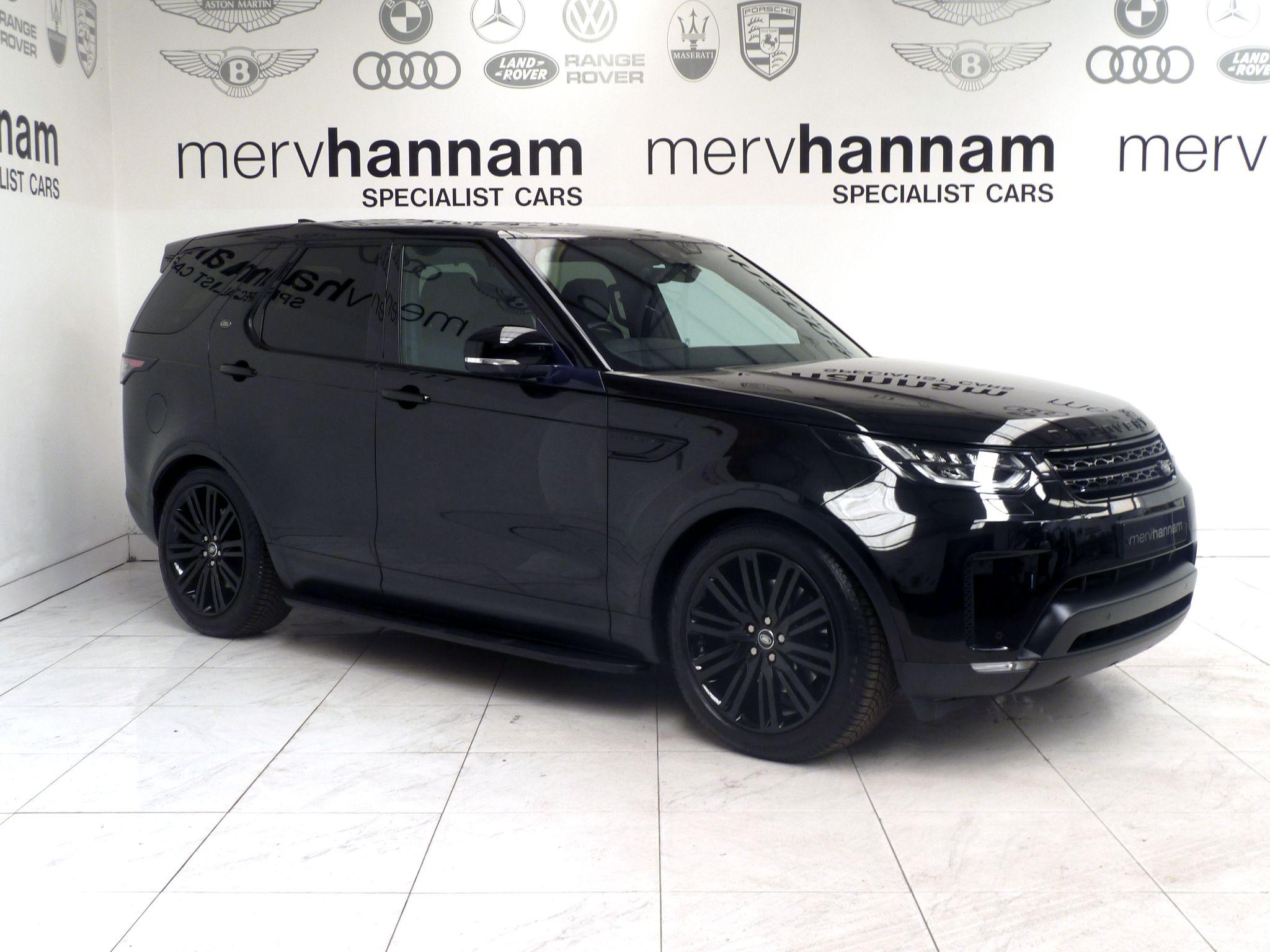 Land Rover Discovery 3.0 TD V6 SE   <br/><br/>BLACK PACK + SIDE STEPS
