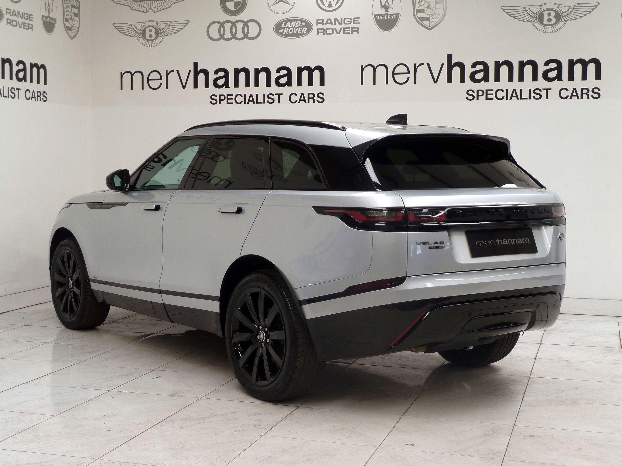 Land Rover Range Rover Velar 2.0 D240 R-Dynamic HSE   <br/><br/>PAN ROOF + BLACK DESIGN PACK