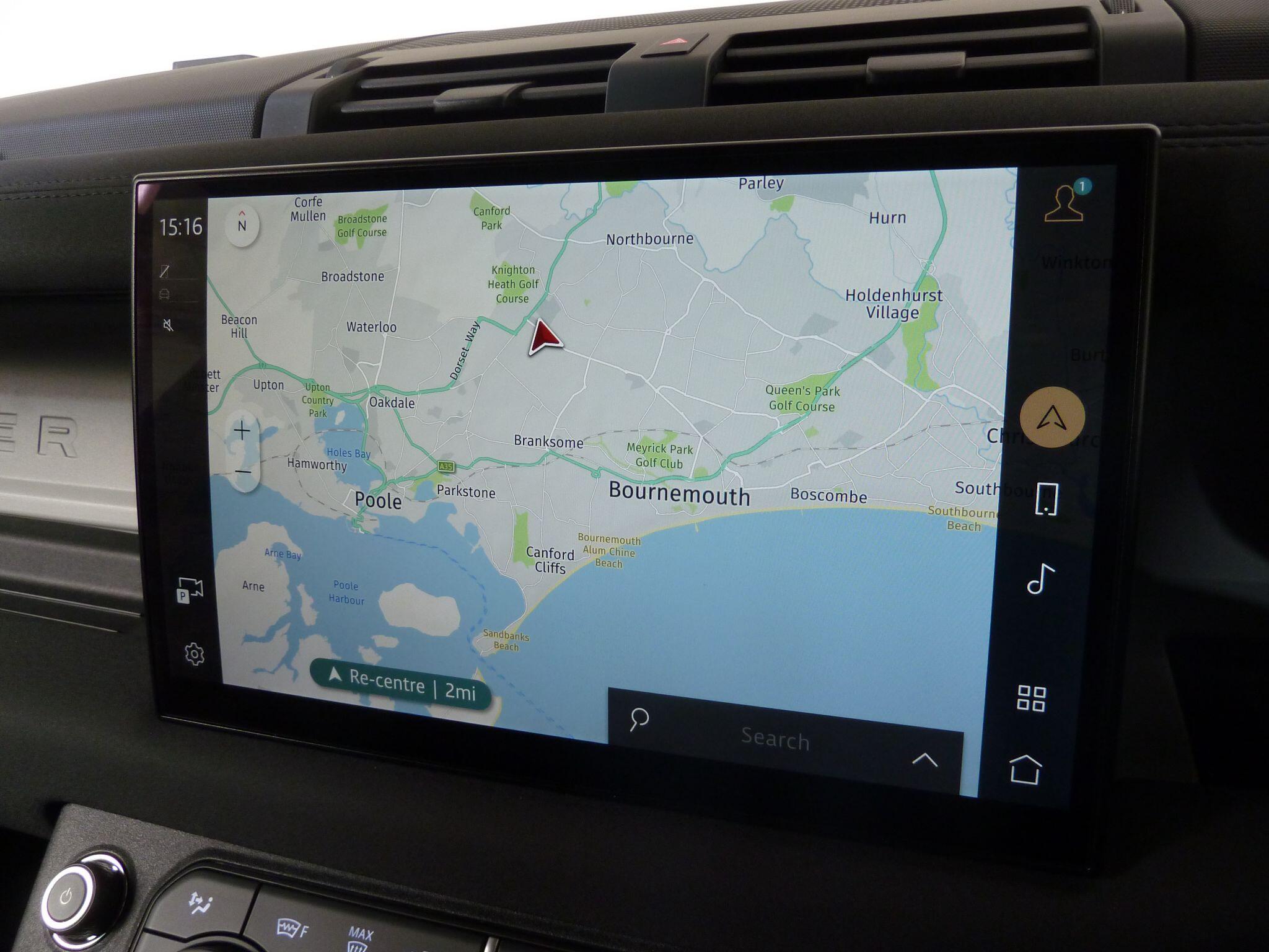 Land Rover Defender 110 2.0 P400e 15.4kWh X-Dynamic S   <br/><br/>ROOF LIGHTS + STEPS + 6 SEATS