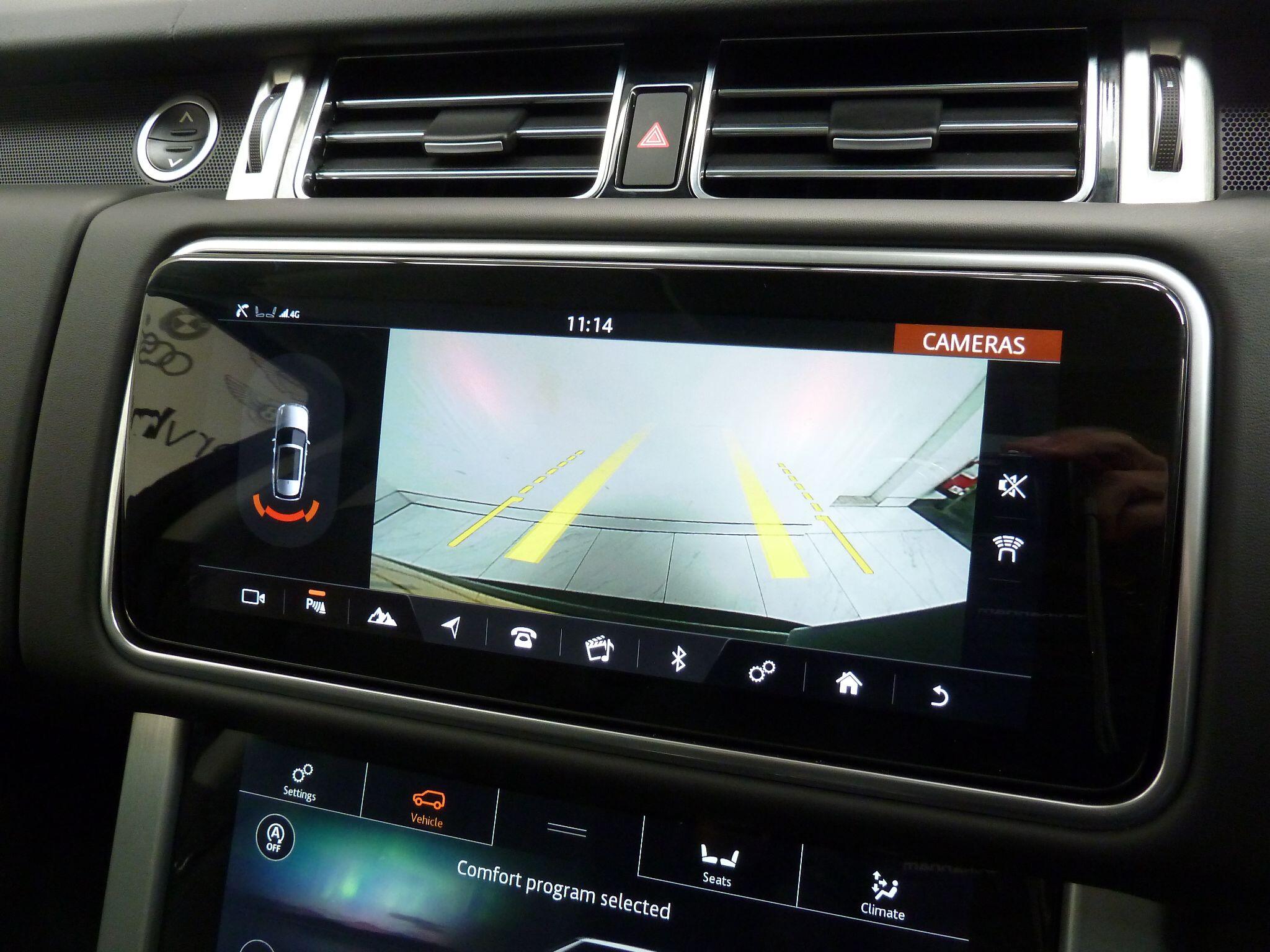 Land Rover Range Rover 3.0   Westminster Black   <br/><br/>SLIDING PAN ROOF + BLACK PACK