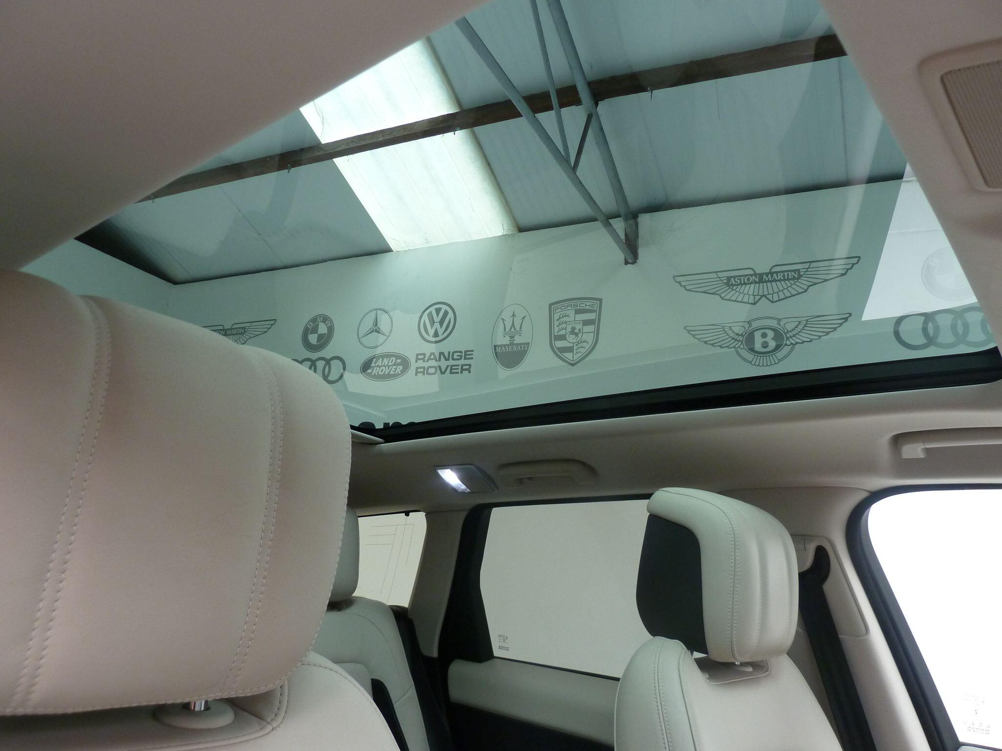 Land Rover Range Rover Sport 2.0 P400e  HSE Dynamic   <br/><br/>PAN ROOF + BLACK PACK + STEPS