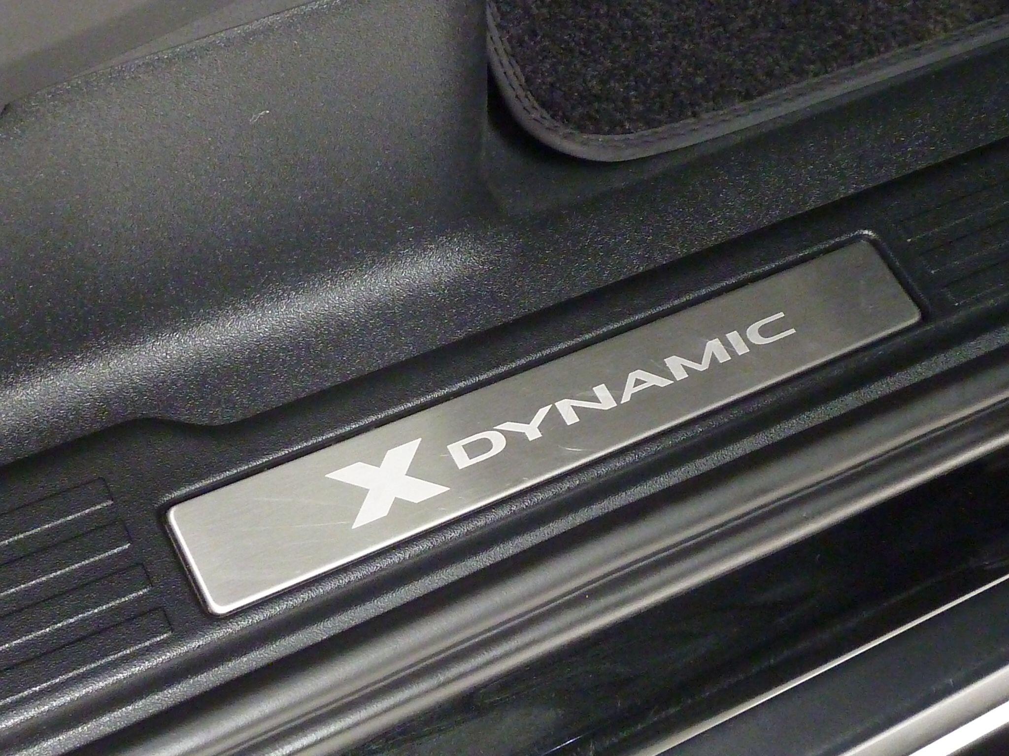 Land Rover Defender 90 3.0 D250  X-Dynamic HSE   <br/><br/>HAWKE BLACK EDITION 90