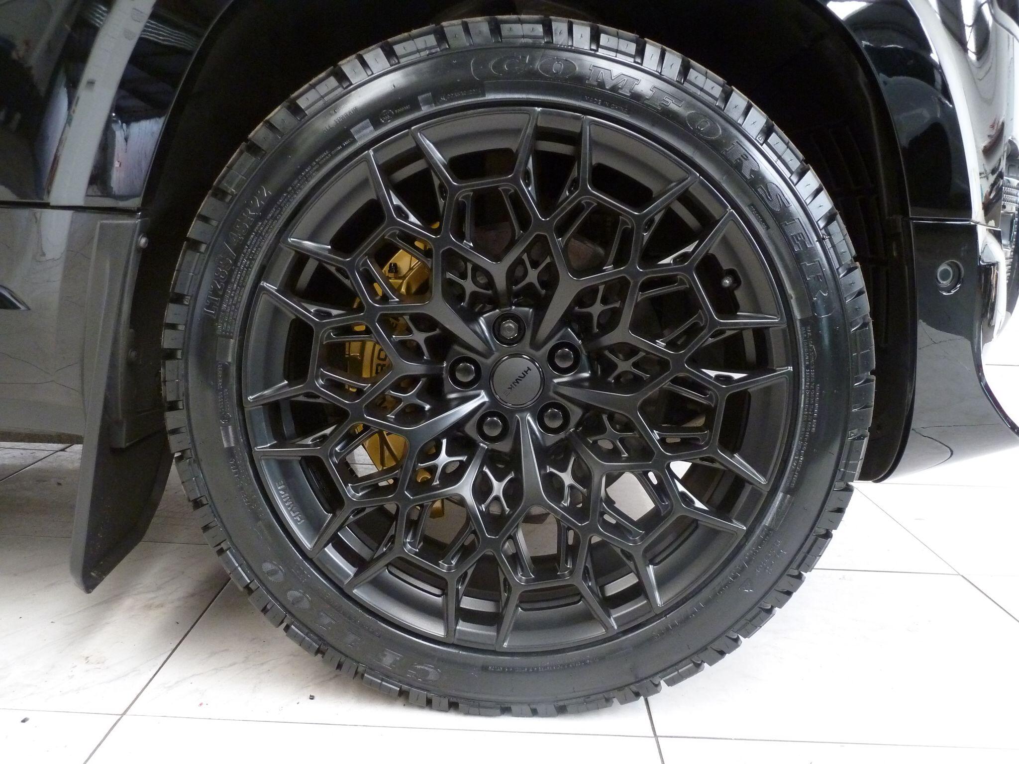 Land Rover Defender 90 3.0 D350  X-Dynamic HSE Hard Top SUV SWB   <br/><br/>HAWKE BLACK EDITION 57990 +VAT