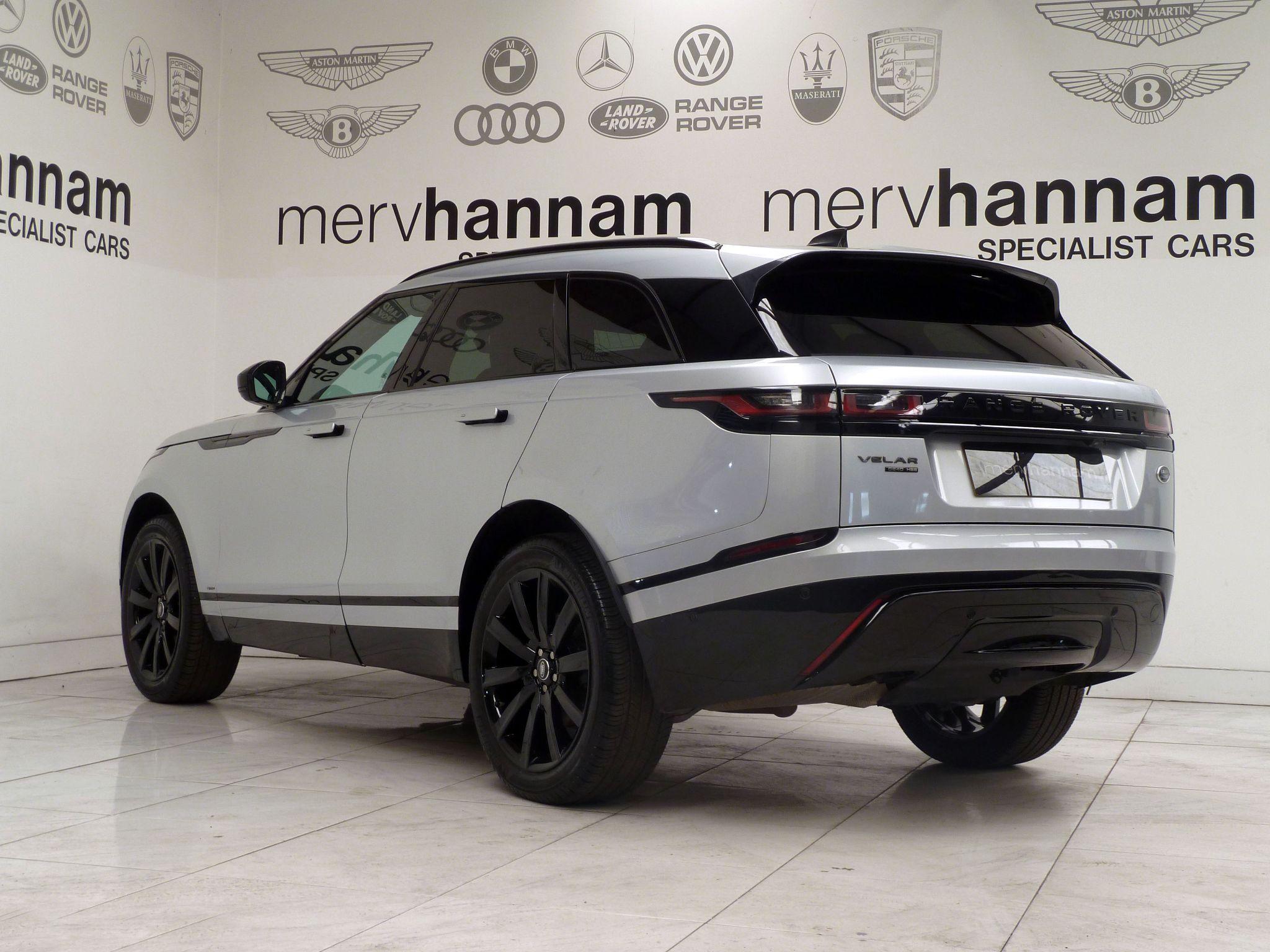 Land Rover Range Rover Velar 2.0 D240 R-Dynamic HSE   <br/><br/>PAN ROOF + BLACK DESIGN PACK