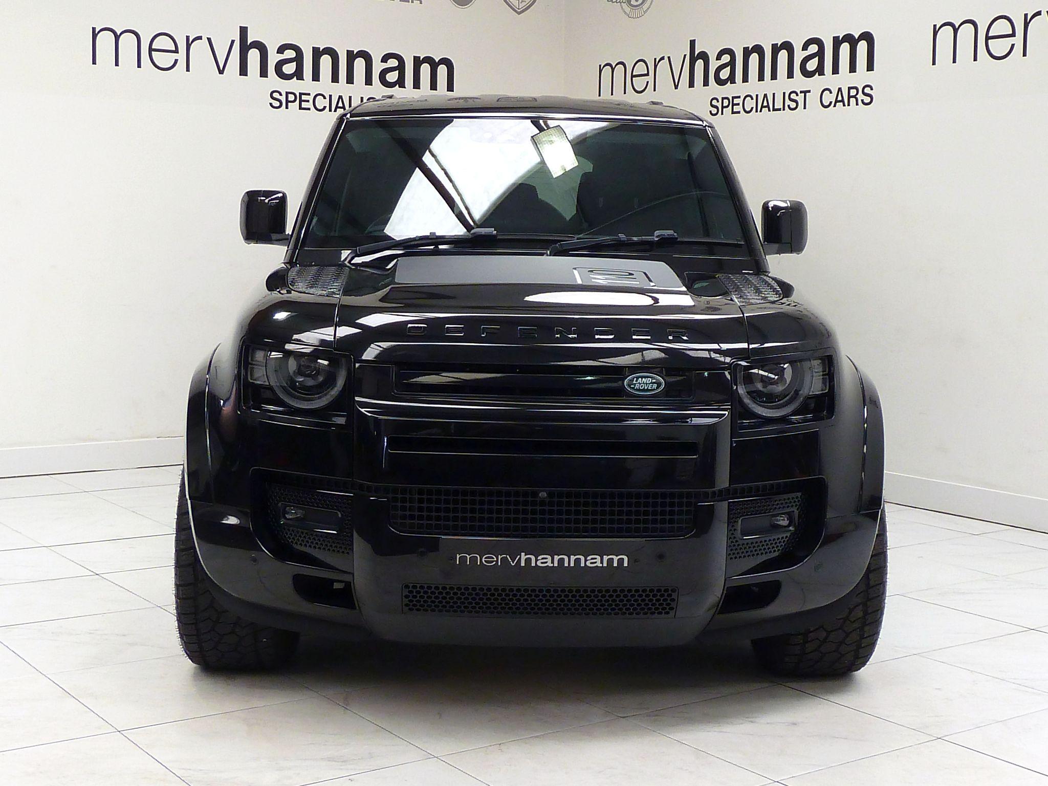 Land Rover Defender 110 2.0 SD4 SE   <br/><br/>PROJEX EDITION + 7 SEATS