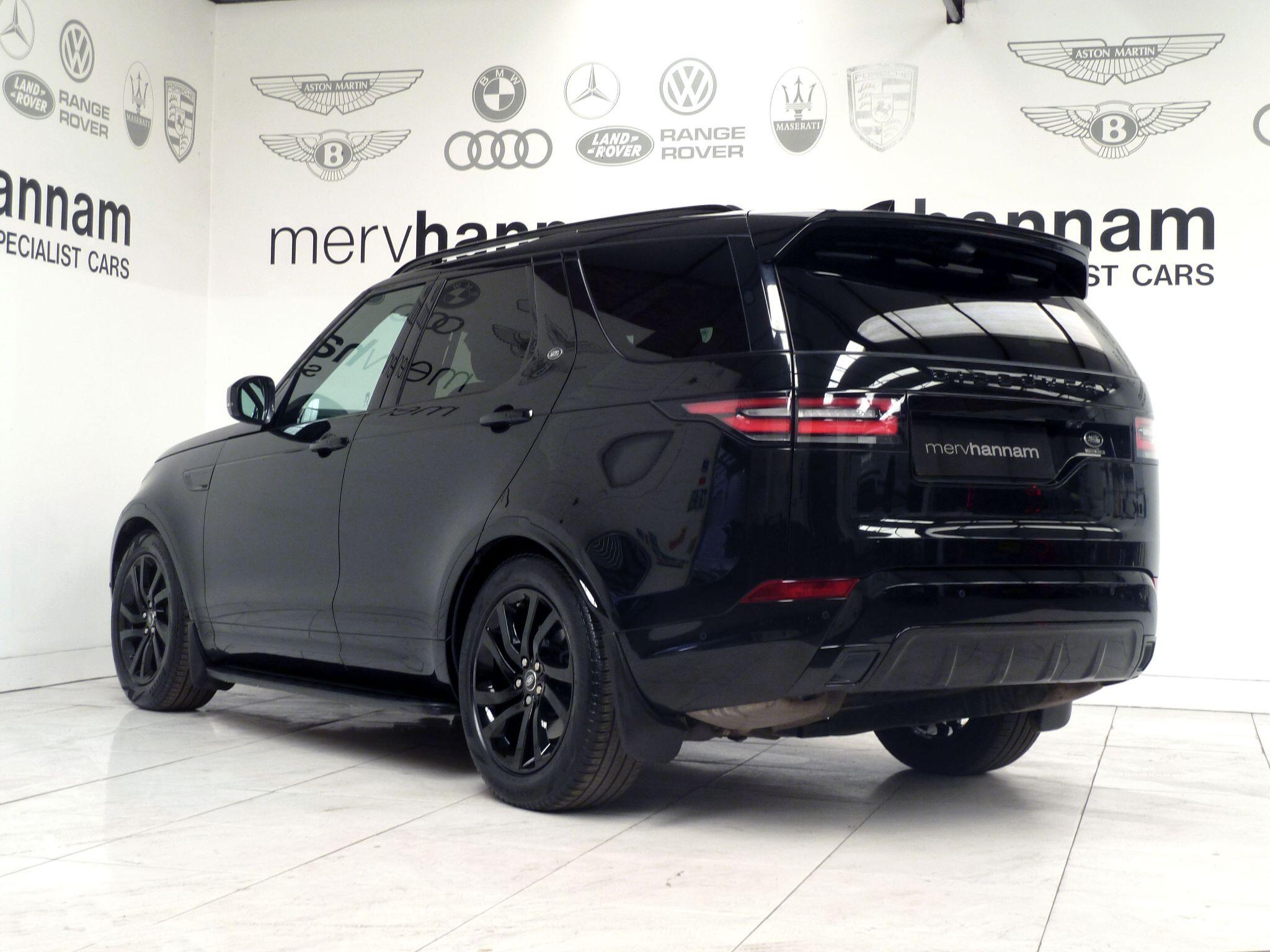 Land Rover Discovery 3.0 SD V6 HSE   <br/><br/>DYNAMIC DESIGN PACK + PAN ROOF