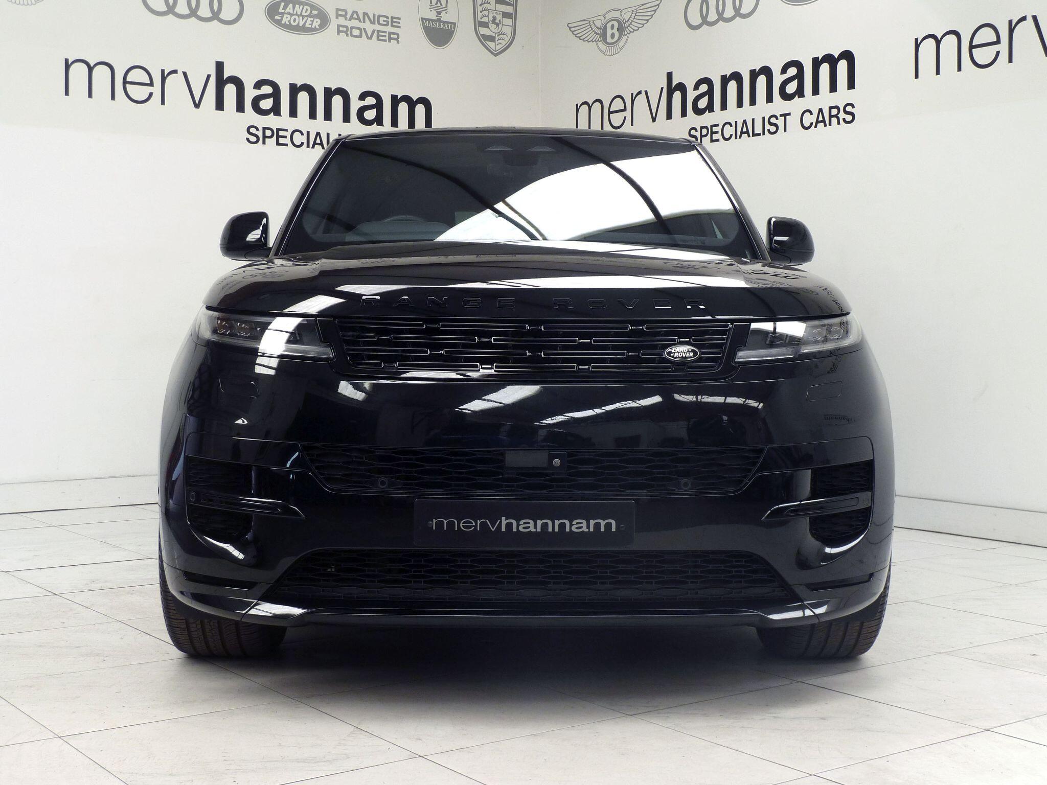 Land Rover Range Rover Sport 3.0 P440e 38.2kWh Dynamic SE   <br/><br/>BLACK DESIGN PACK + PAN ROOF