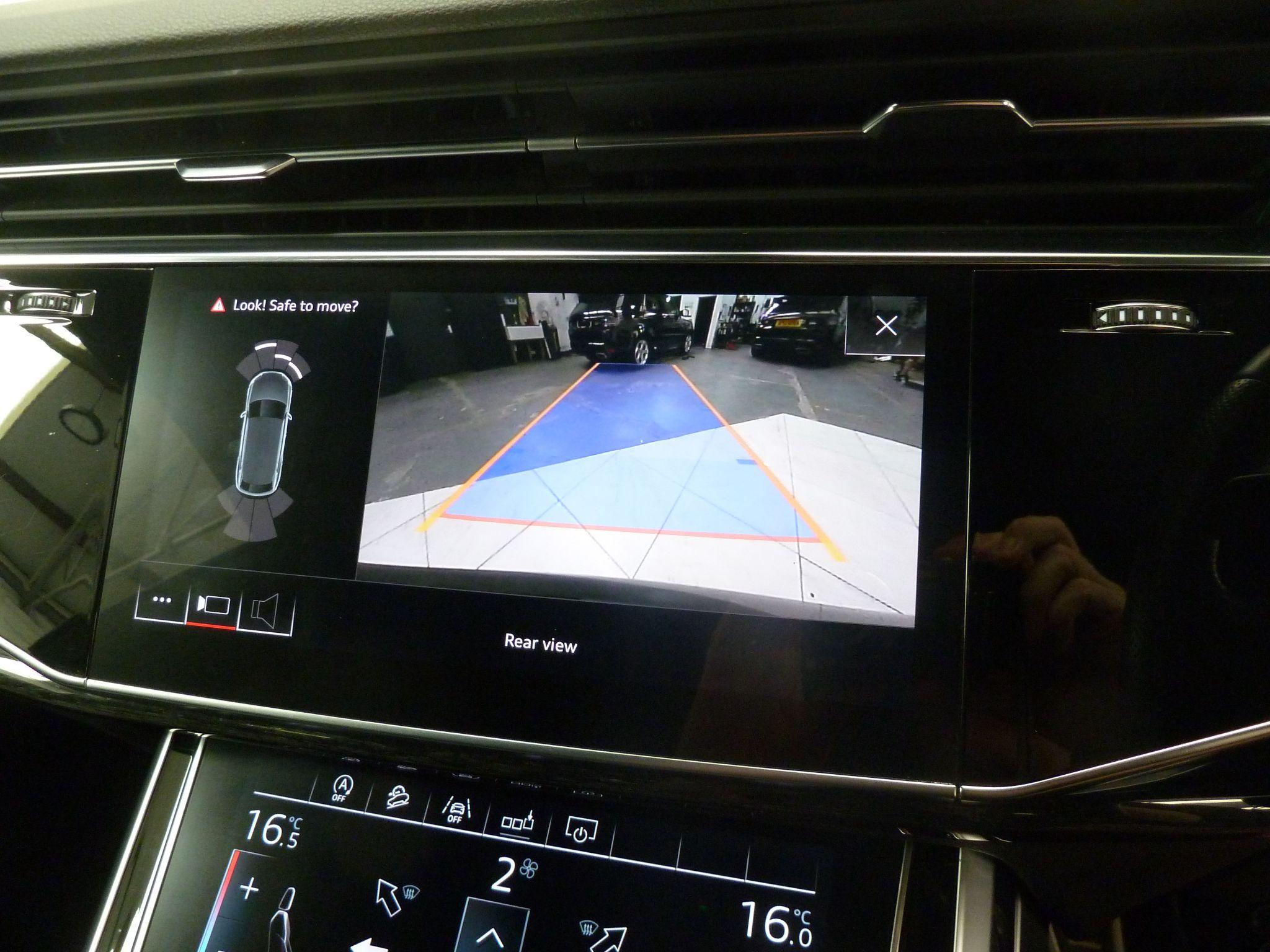 Audi Q8 3.0 TDI V6 50 S line Tiptronic quattro   <br/><br/>MAXTON RSQ8 DESIGN PACKAGE